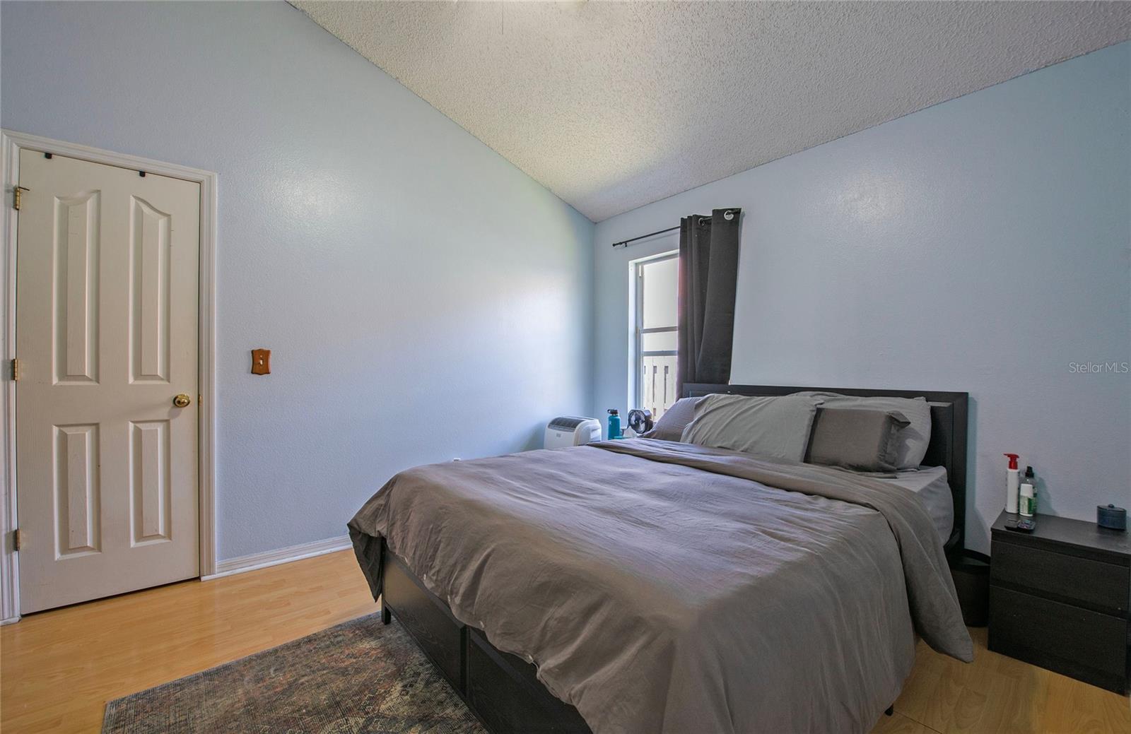 Image 28 of 43 For 2486 Hickman Cir