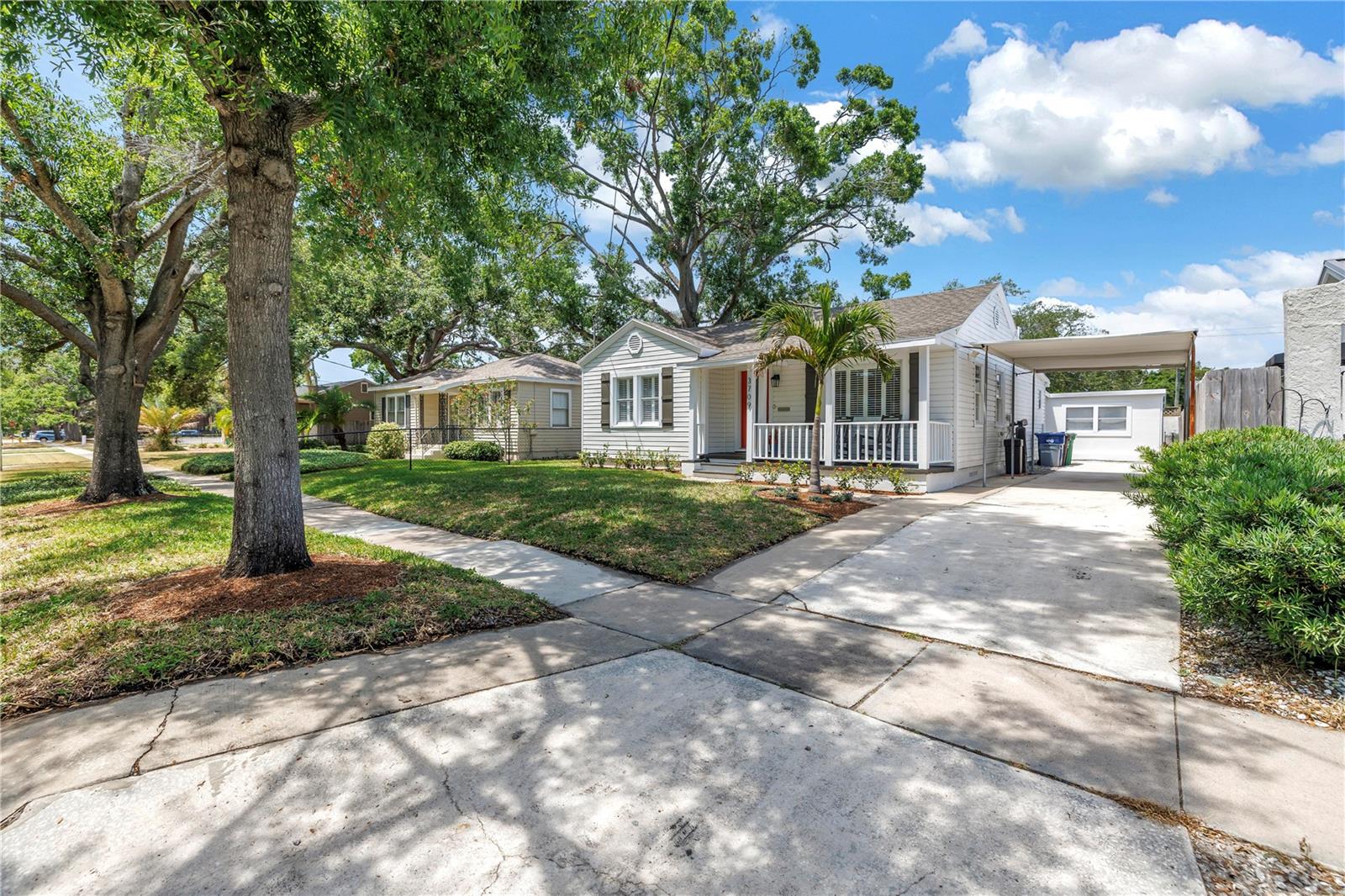Image 2 of 39 For 3709 Santiago Street