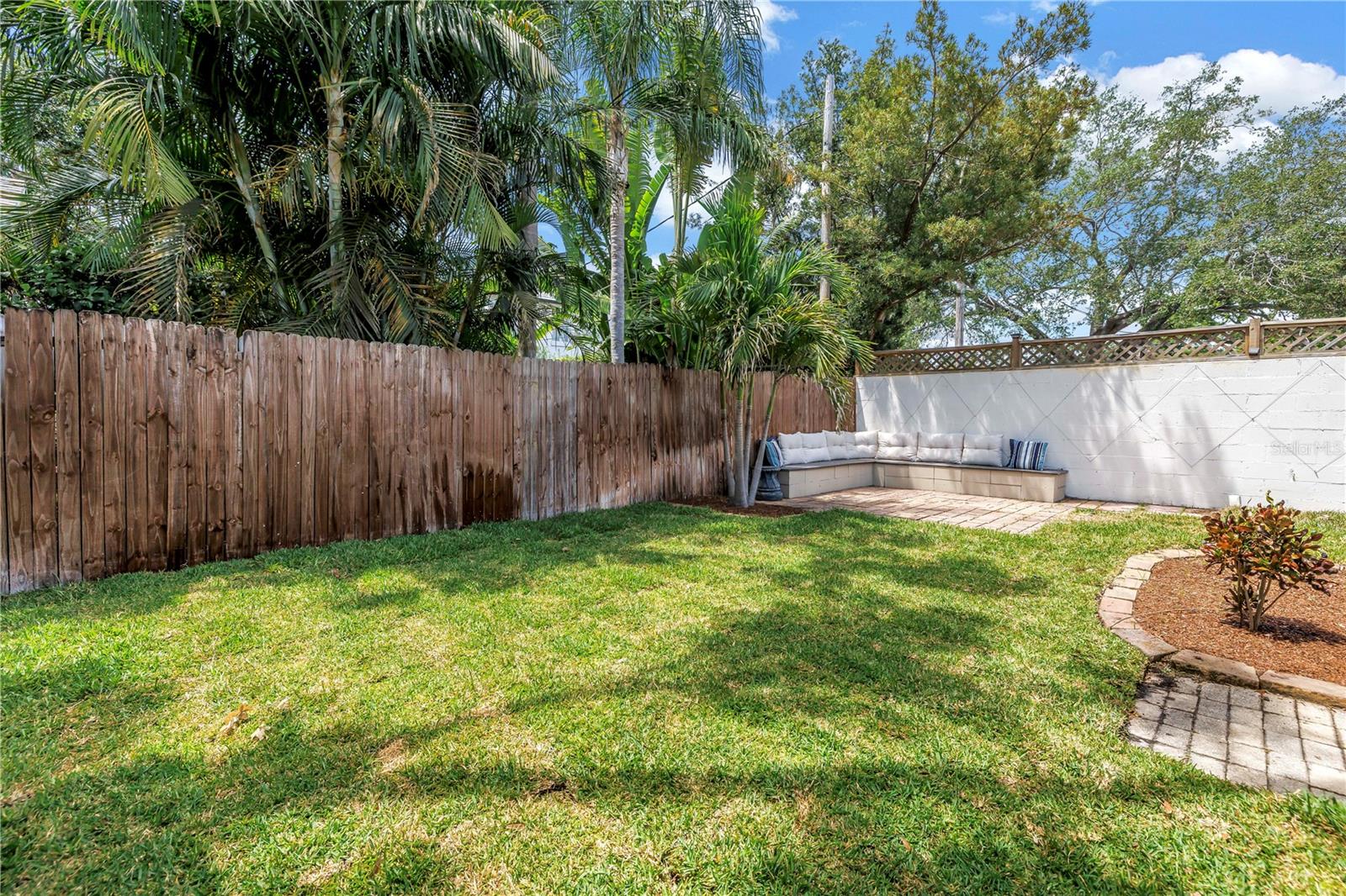Image 31 of 39 For 3709 Santiago Street