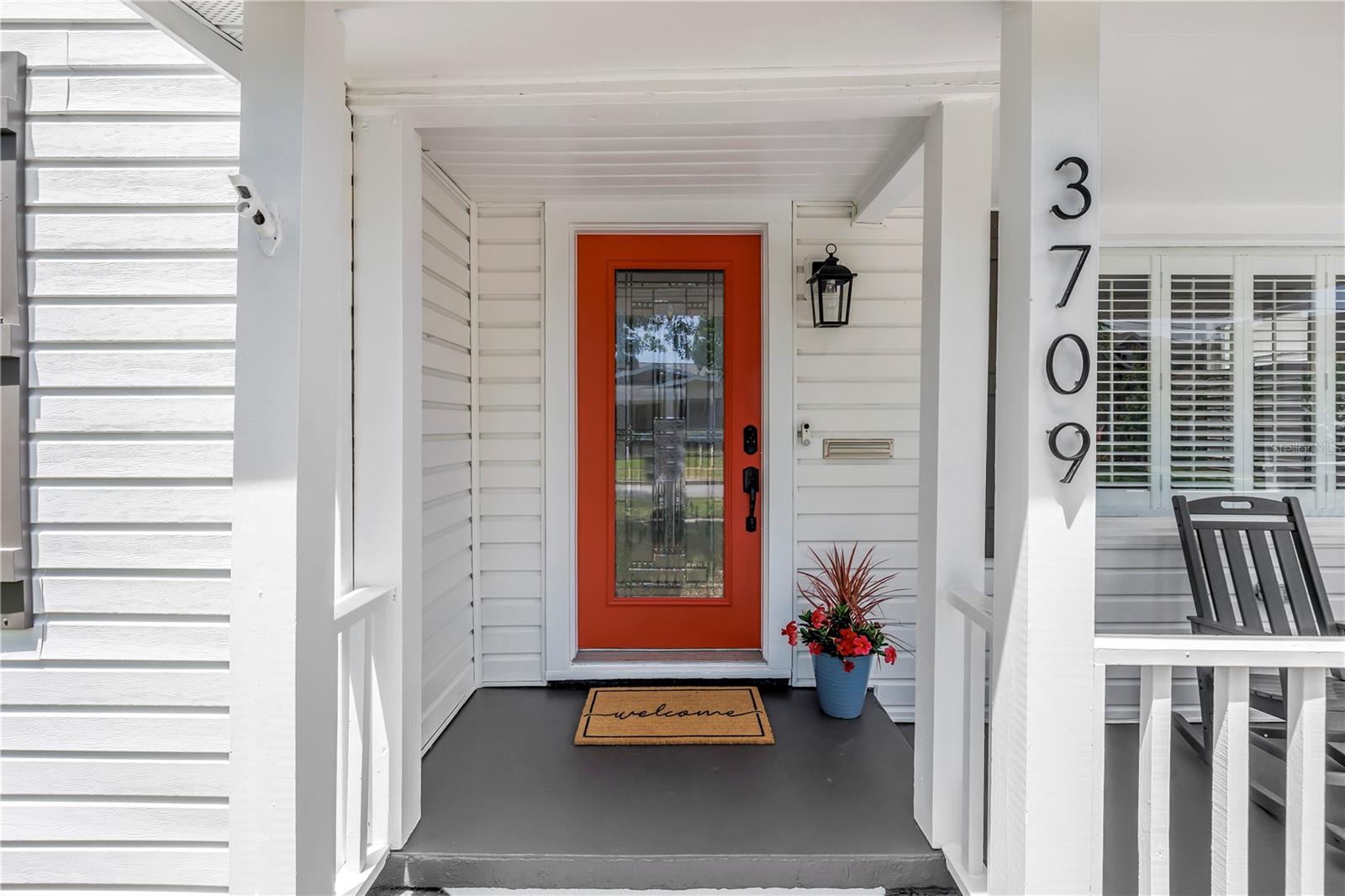 Image 6 of 39 For 3709 Santiago Street