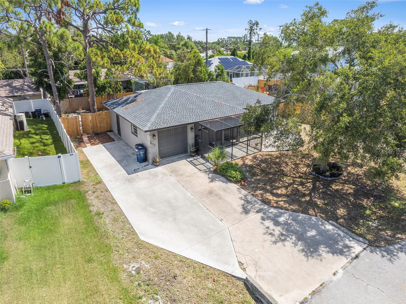 Image 26 of 32 For 836 Citrus Road
