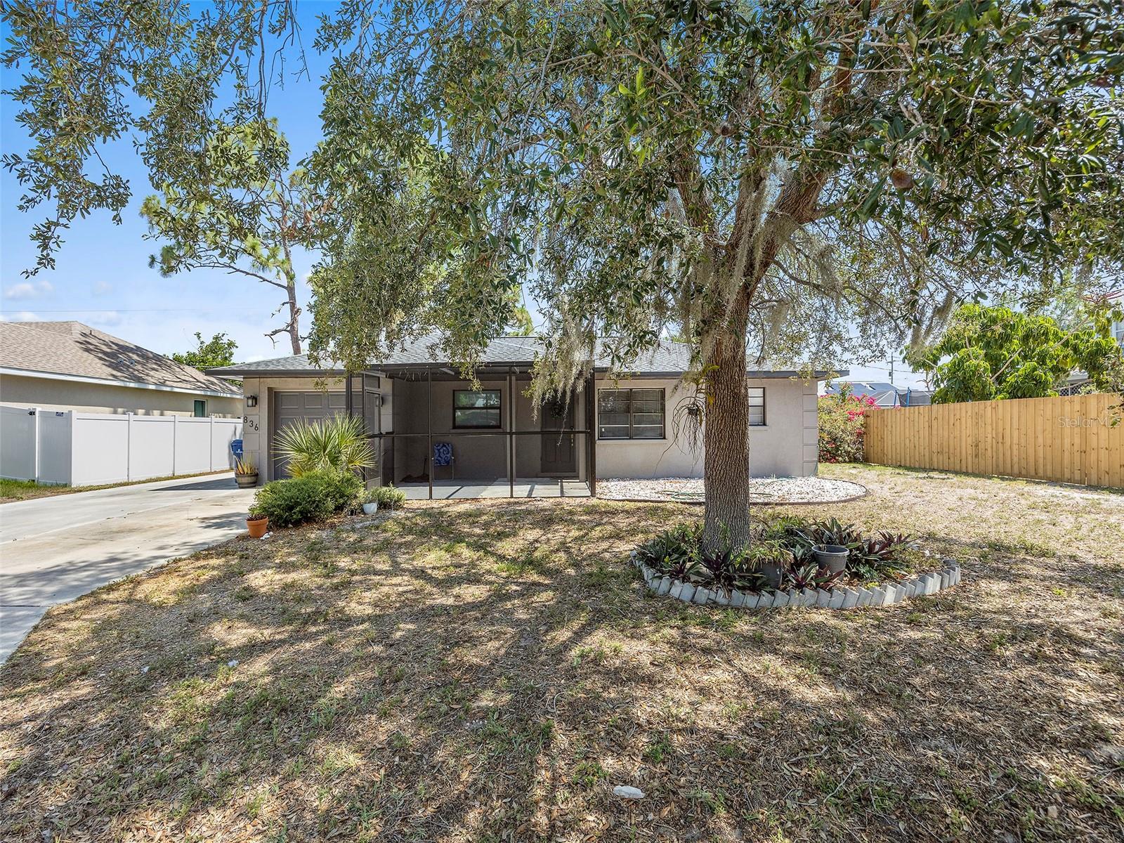 Image 3 of 32 For 836 Citrus Road