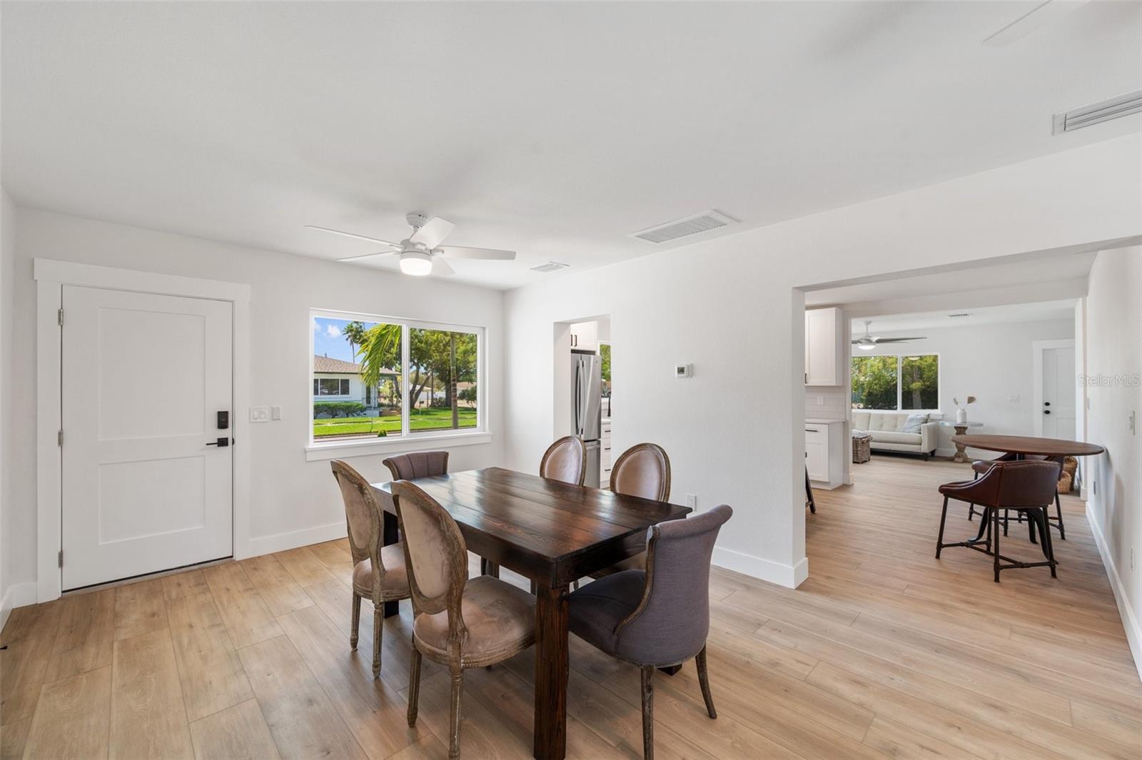 Image 11 of 27 For 1401 49th Street N