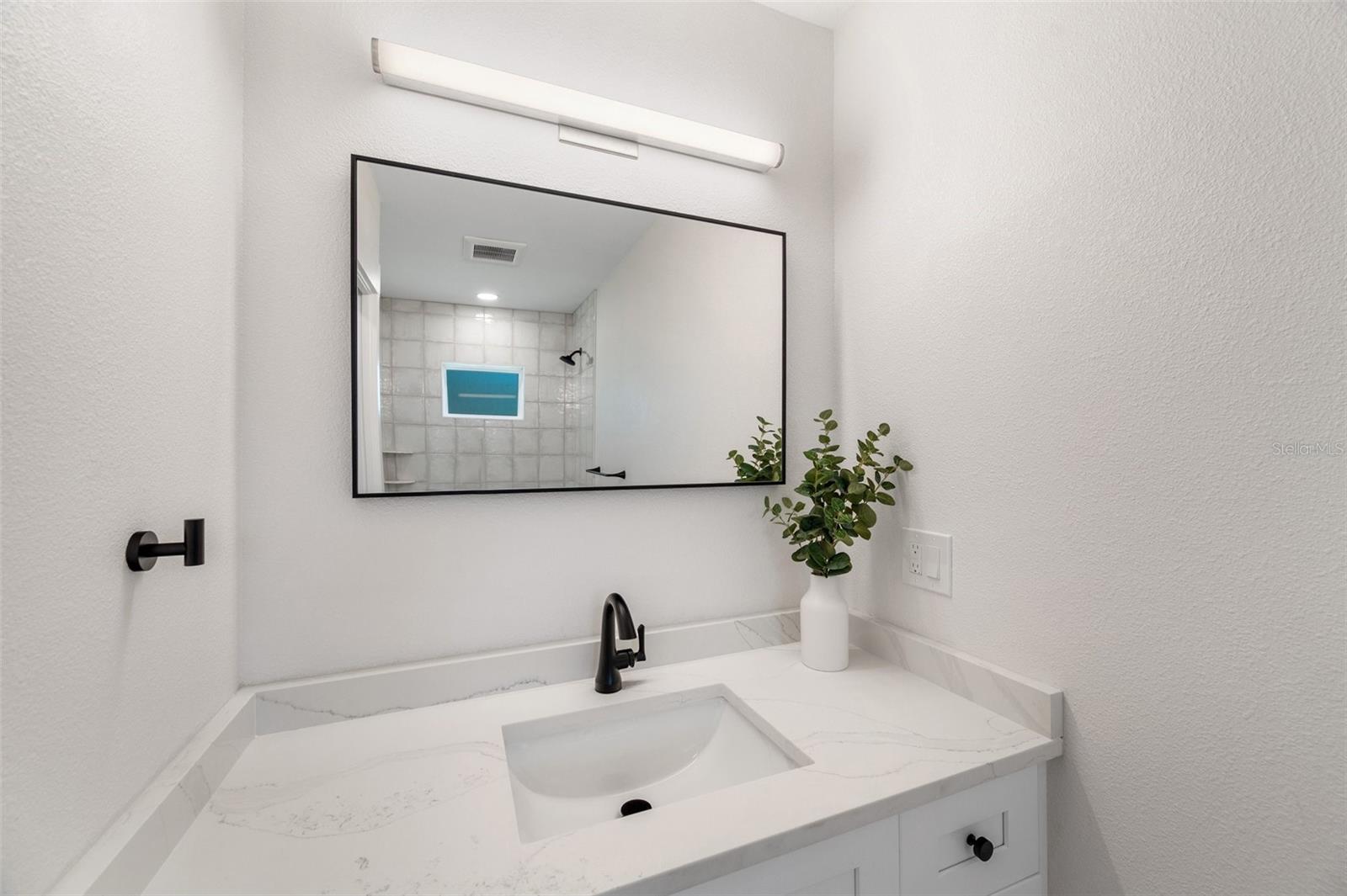 Image 18 of 27 For 1401 49th Street N