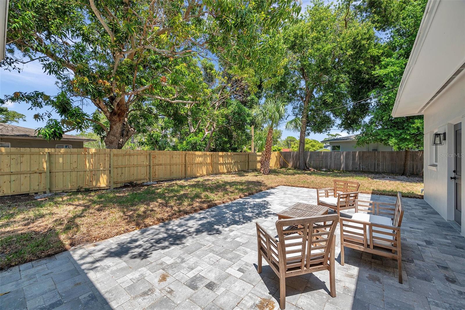 Image 22 of 27 For 1401 49th Street N
