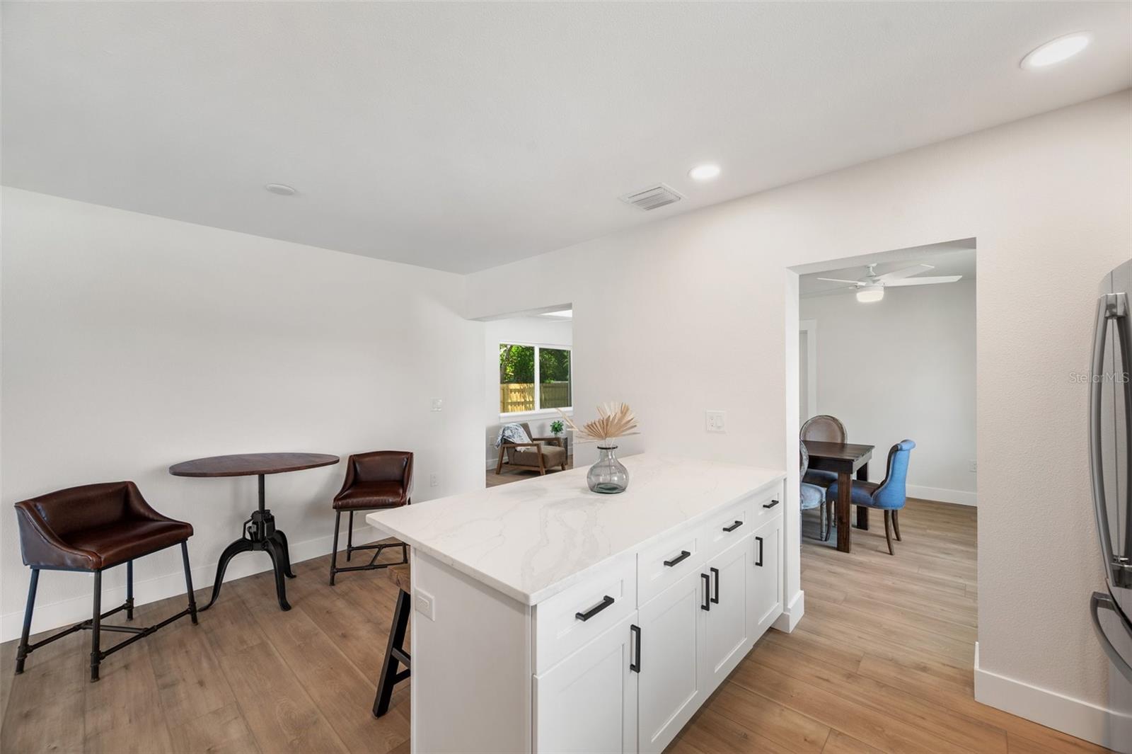 Image 9 of 27 For 1401 49th Street N