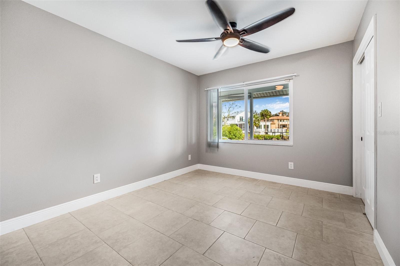 Image 22 of 40 For 8727 Bay Crest Lane
