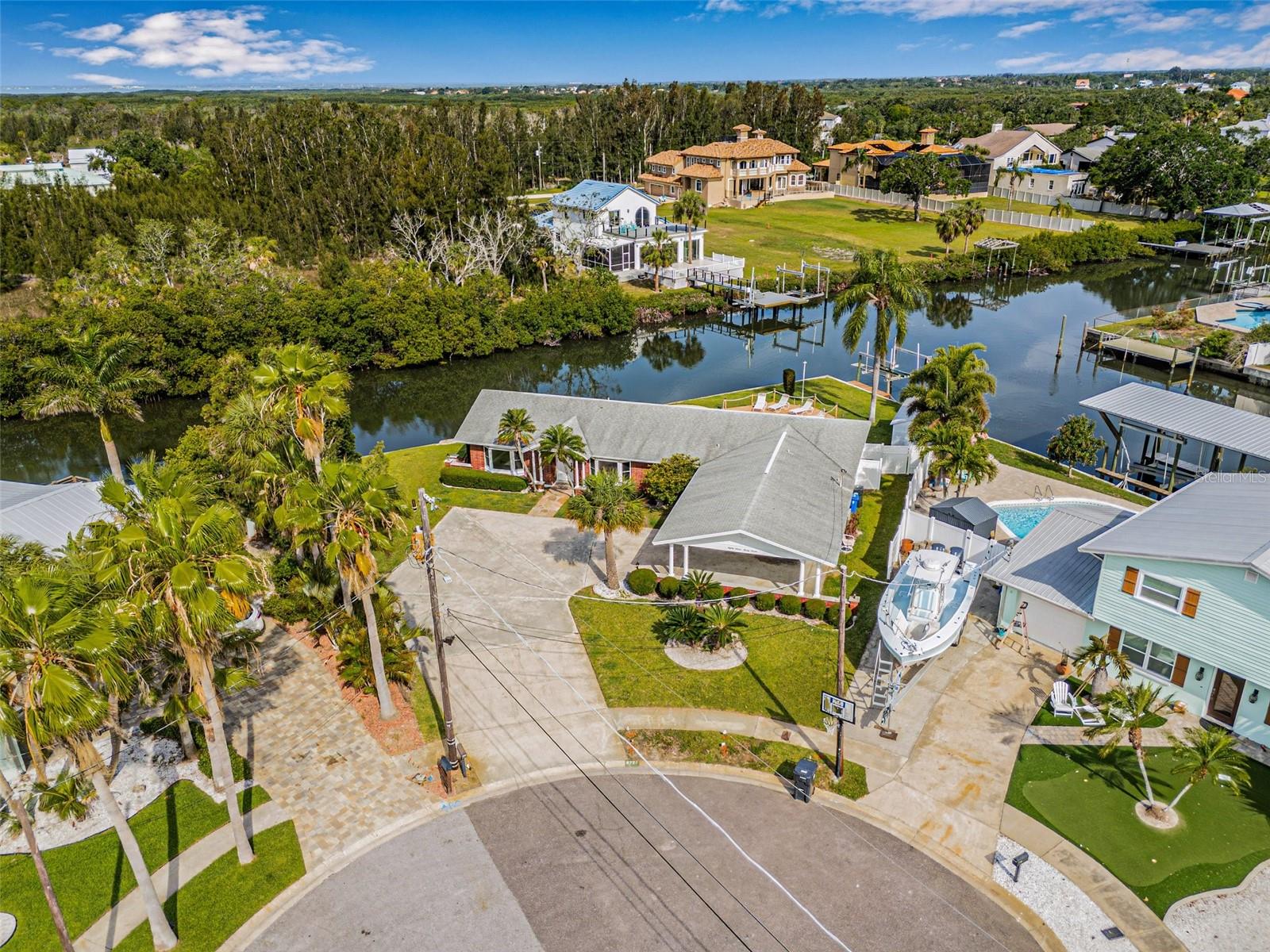 Image 34 of 40 For 8727 Bay Crest Lane