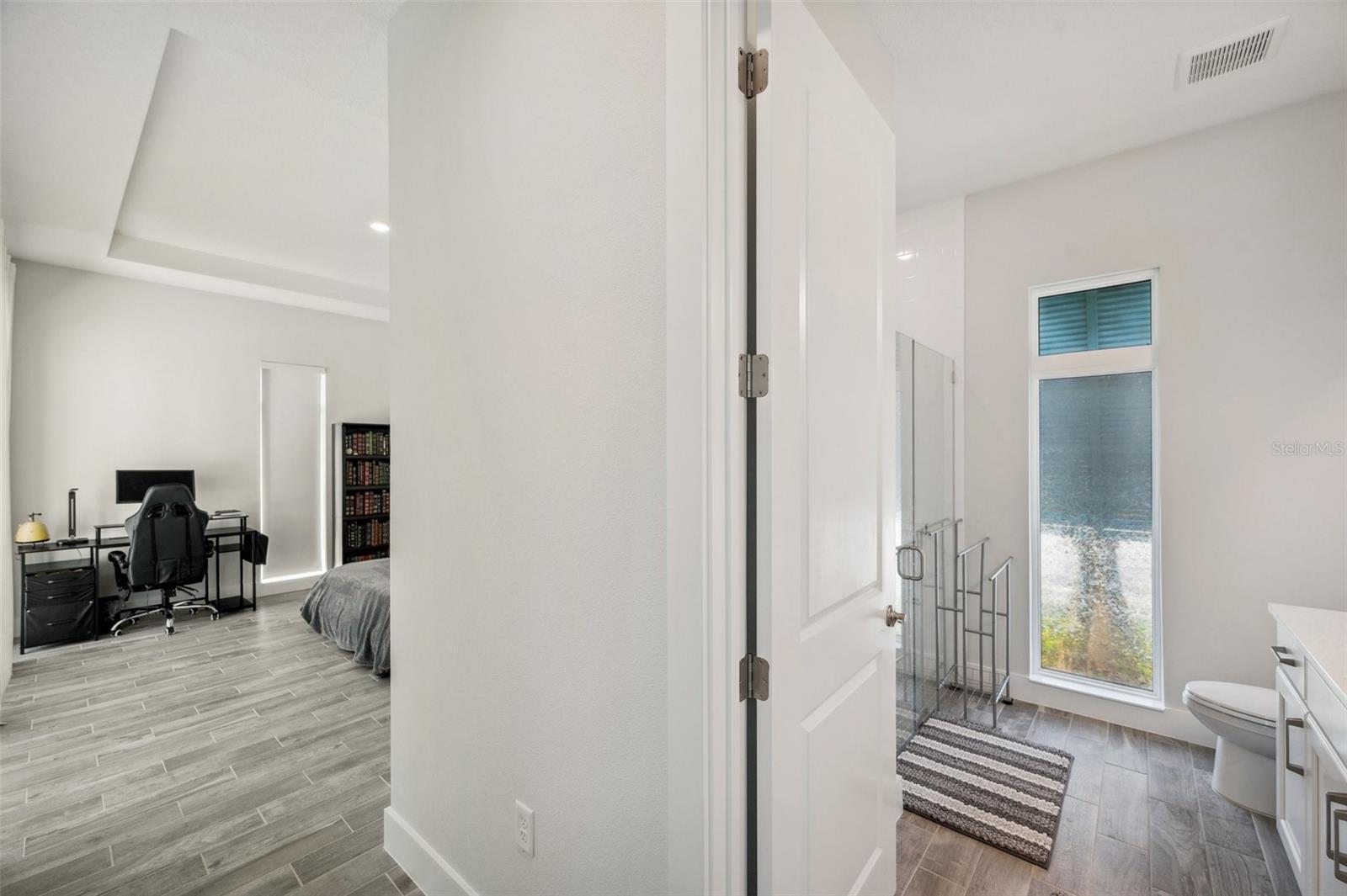 Image 4 of 72 For 5917 Cat Claw Lane