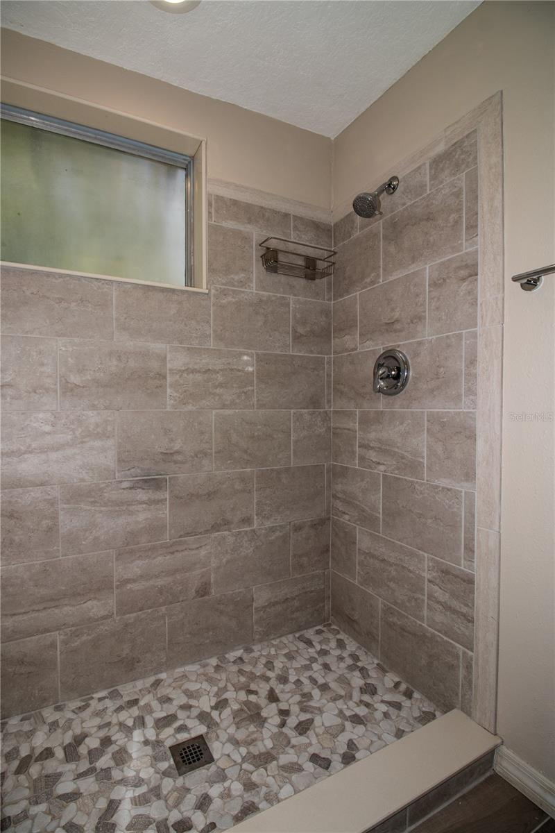 Image 19 of 31 For 1914 53rd Street S
