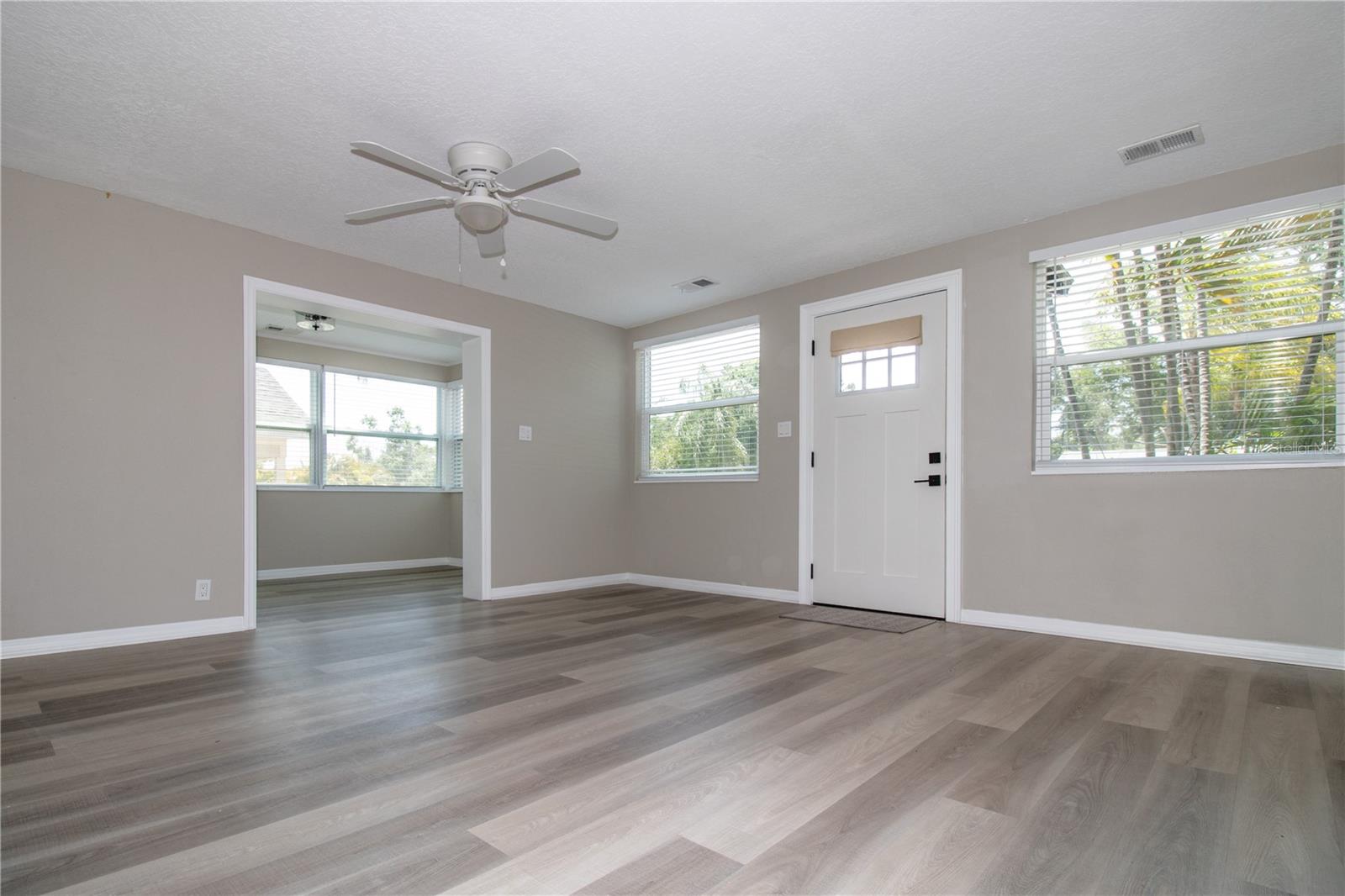 Image 2 of 31 For 1914 53rd Street S