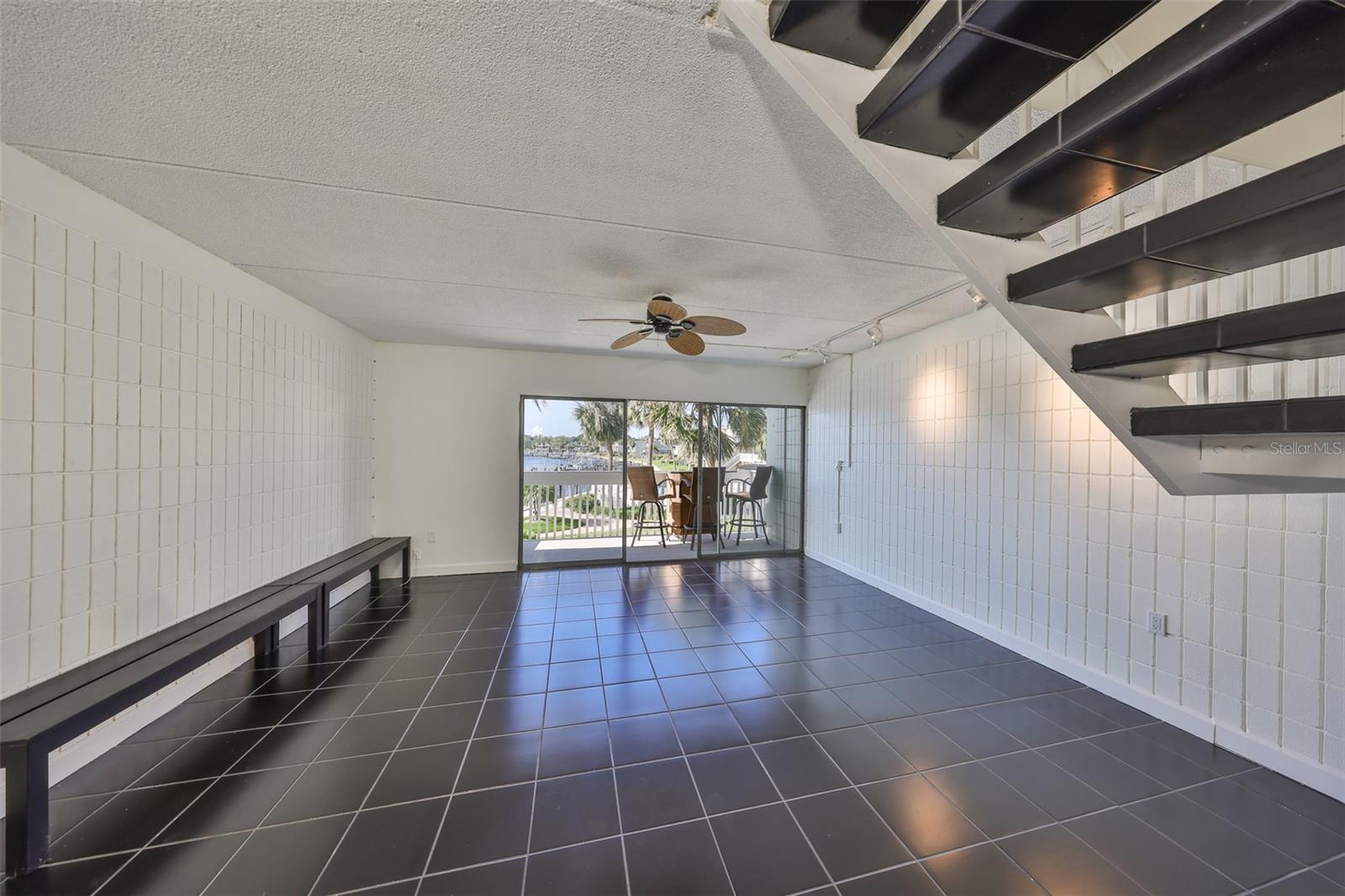 Image 25 of 37 For 2424 Tampa Bay Boulevard I202