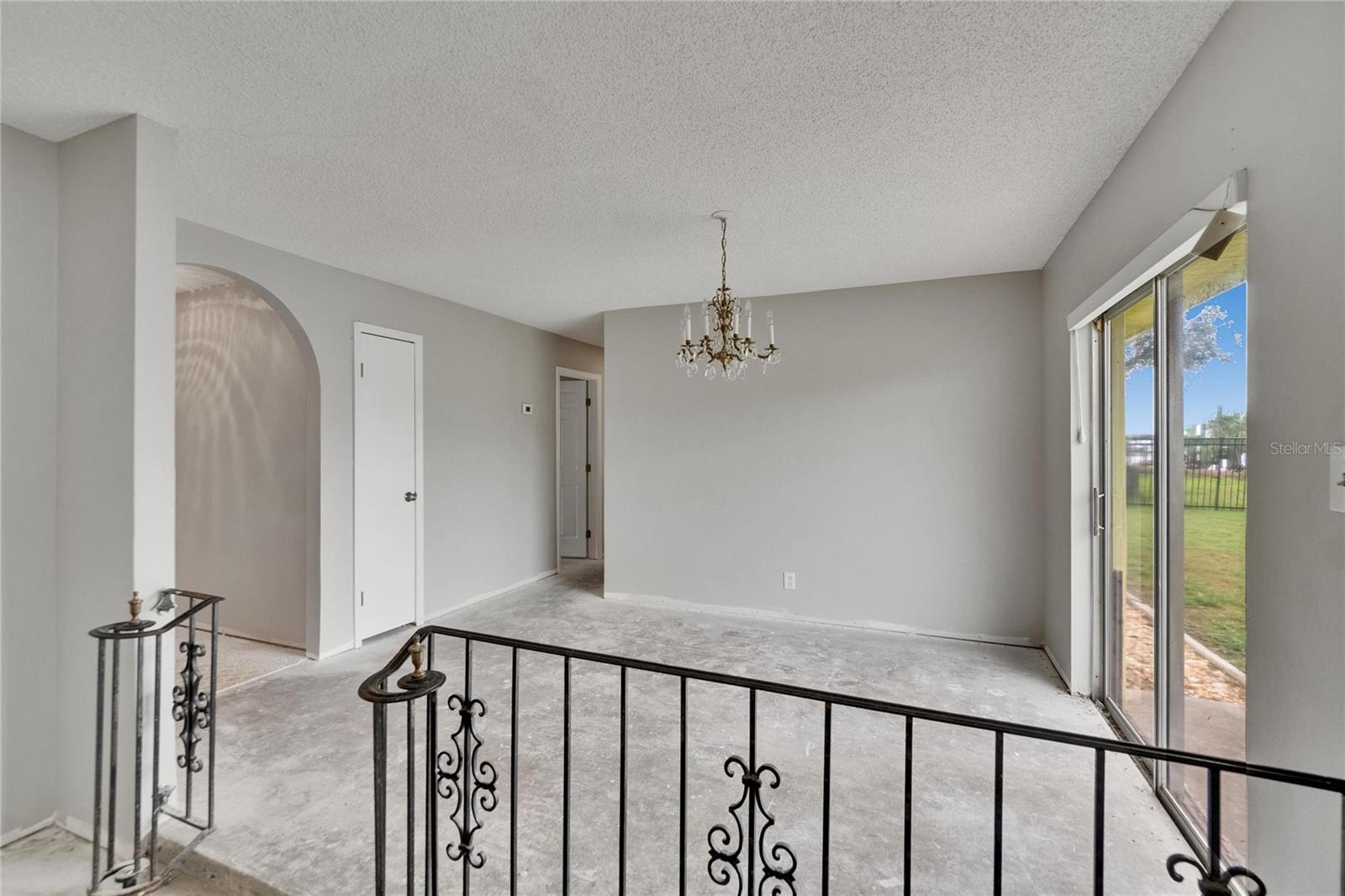 Image 12 of 62 For 814 Seabreeze Drive