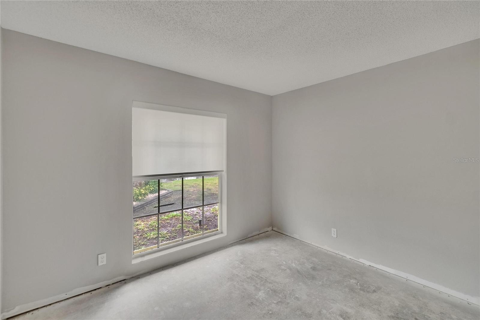 Image 19 of 62 For 814 Seabreeze Drive