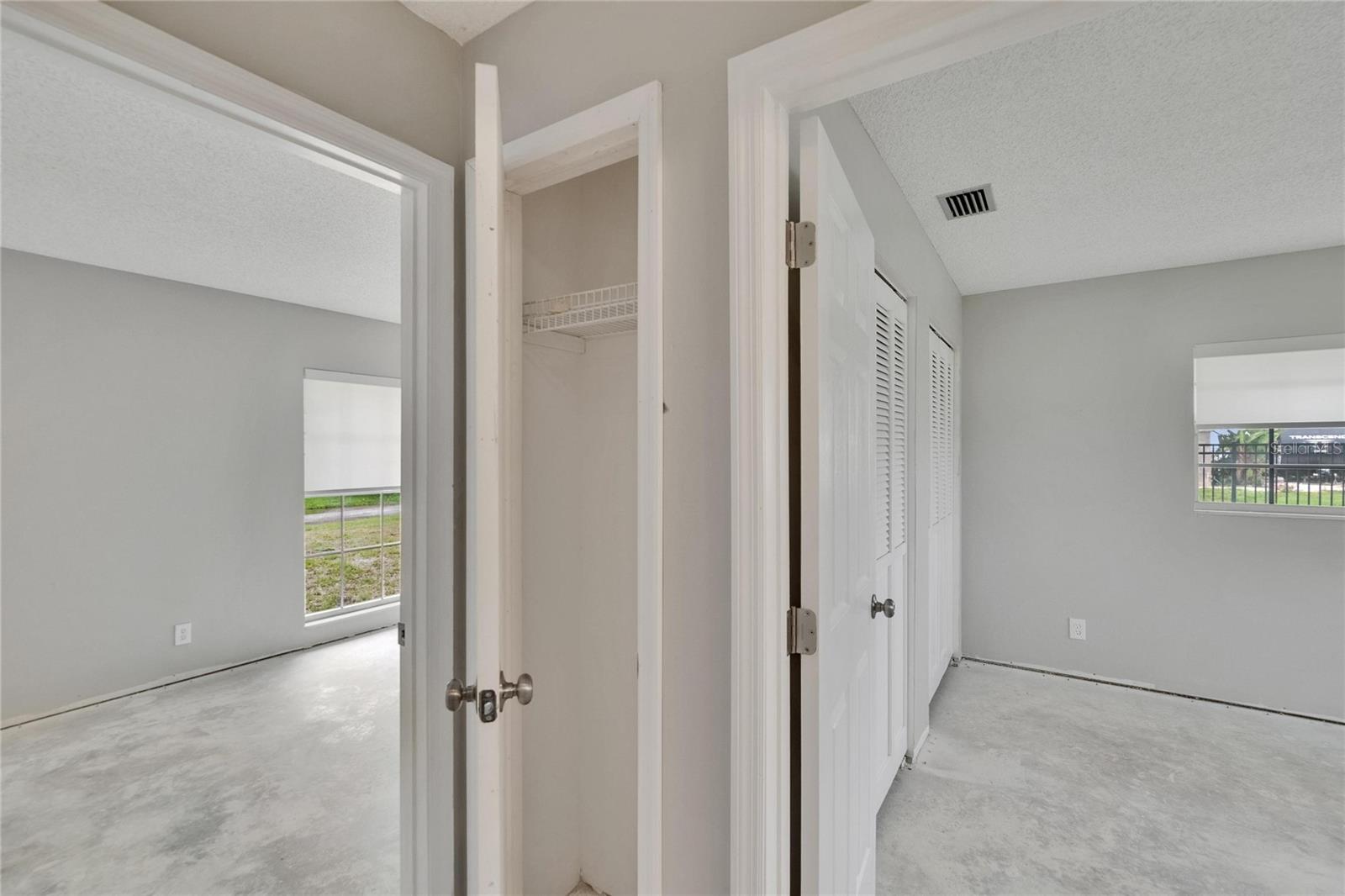 Image 24 of 62 For 814 Seabreeze Drive