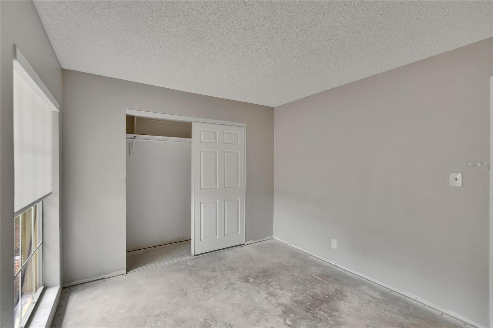 Image 28 of 62 For 814 Seabreeze Drive