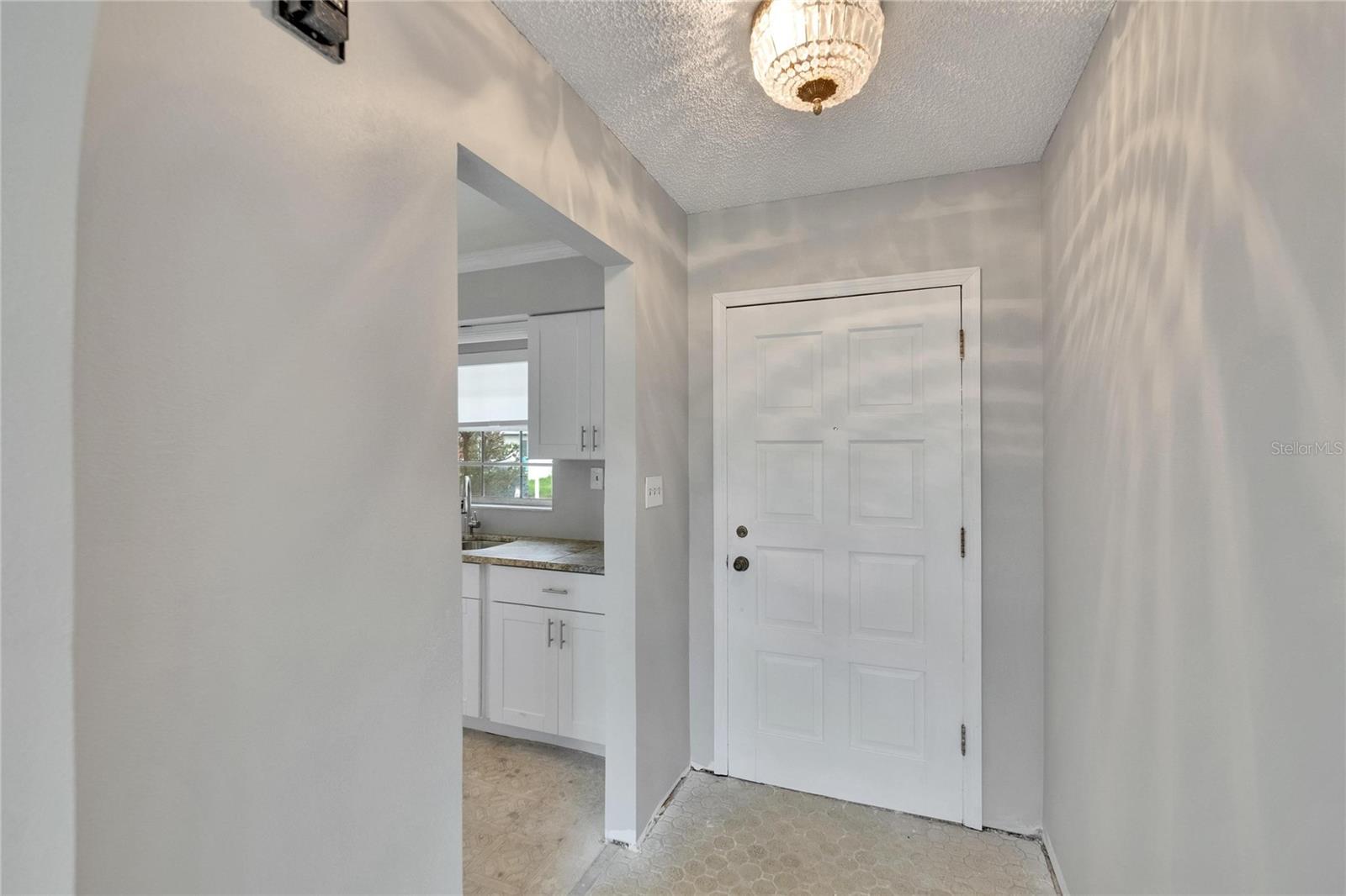 Image 3 of 62 For 814 Seabreeze Drive