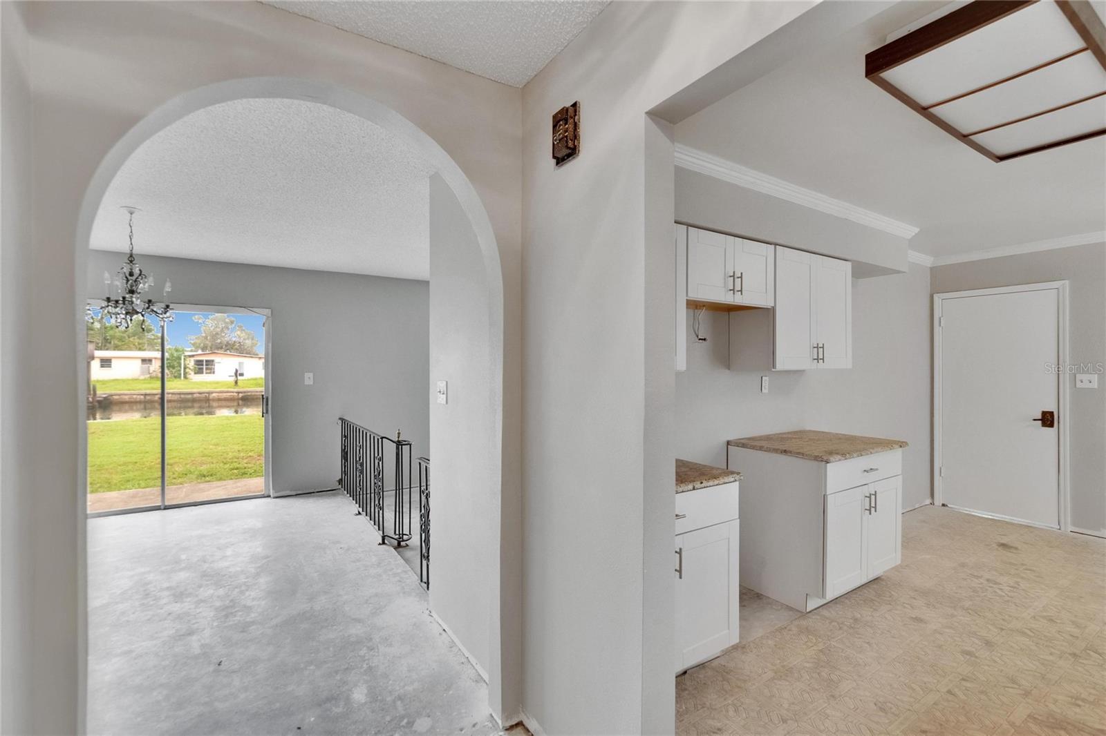 Image 4 of 62 For 814 Seabreeze Drive
