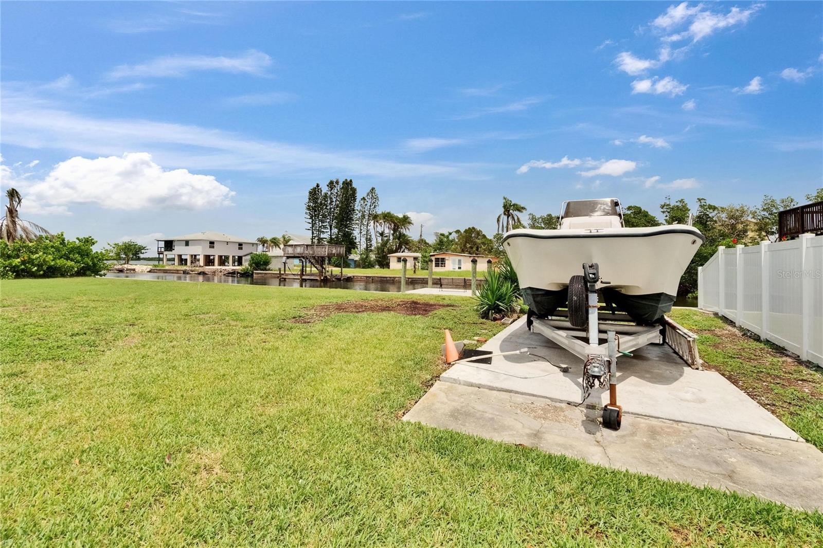 Image 40 of 62 For 814 Seabreeze Drive