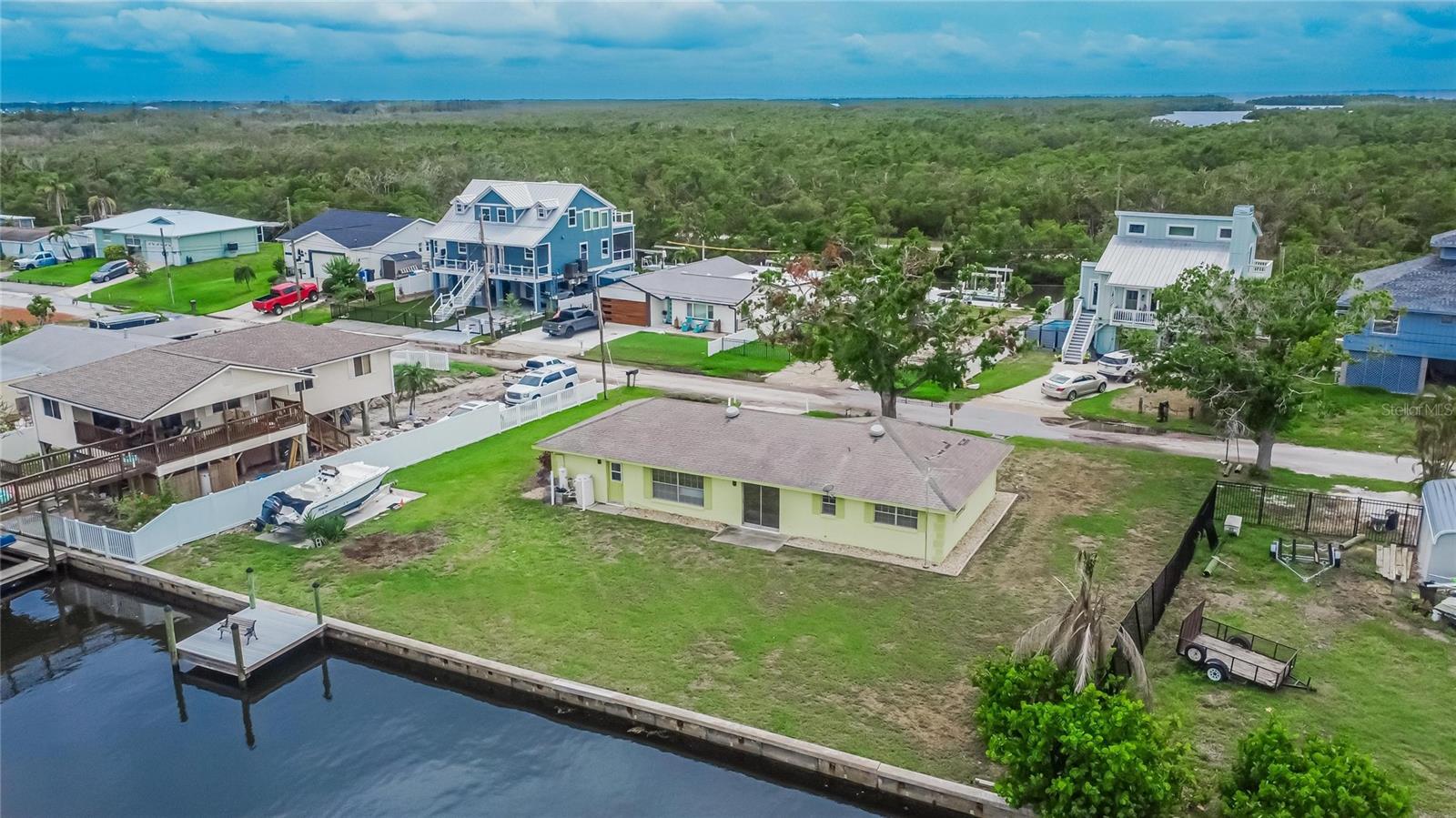 Image 50 of 62 For 814 Seabreeze Drive