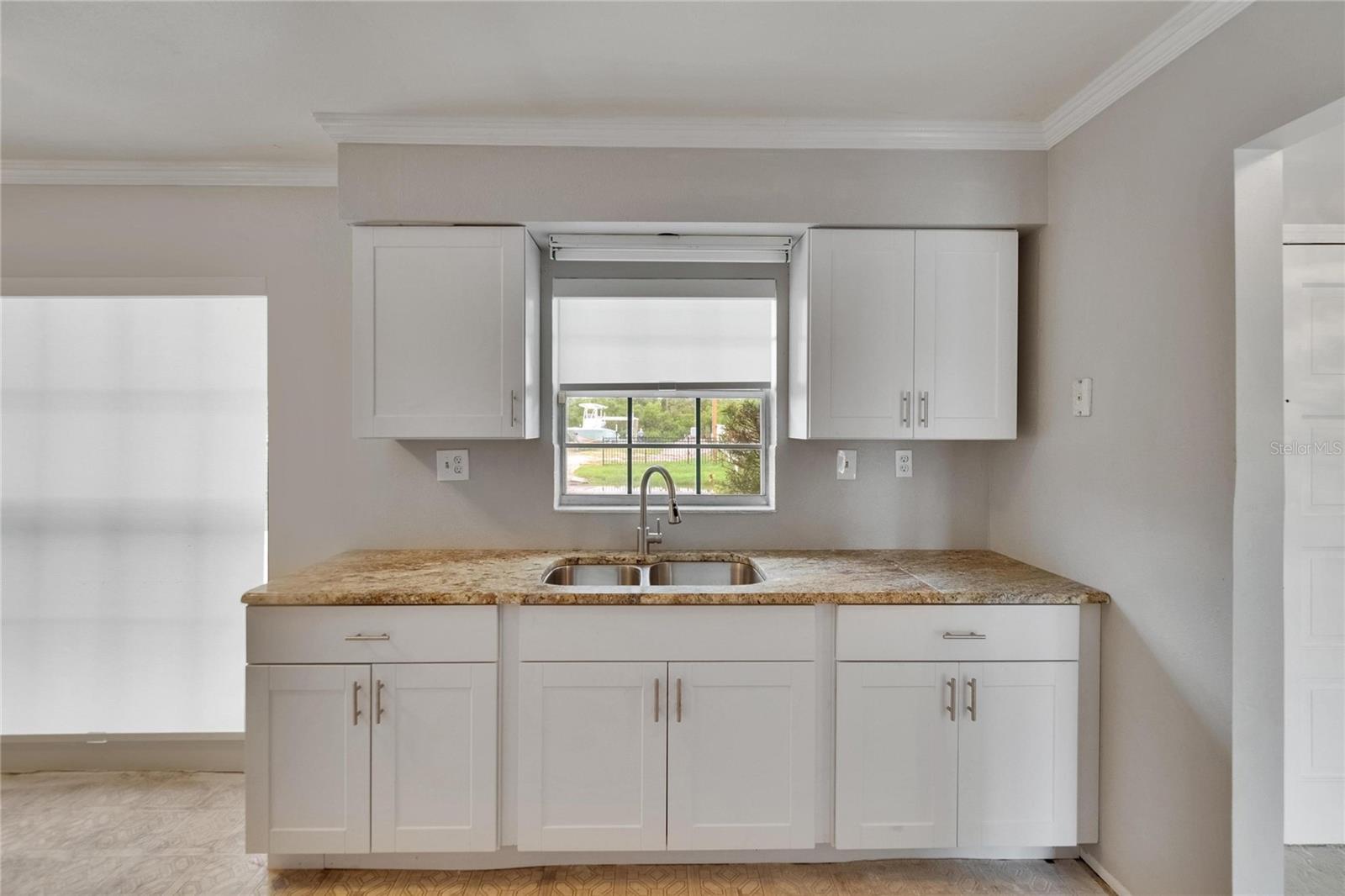 Image 6 of 62 For 814 Seabreeze Drive