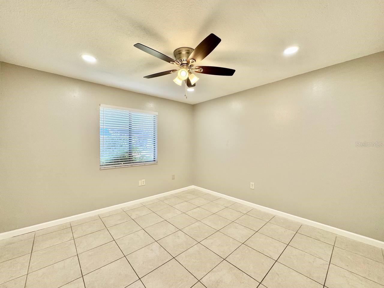 Image 10 of 24 For 2145 Corbin Place E