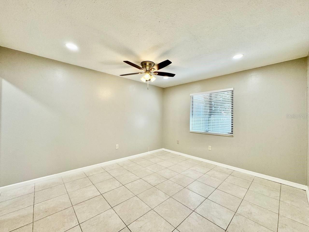 Image 17 of 24 For 2145 Corbin Place E