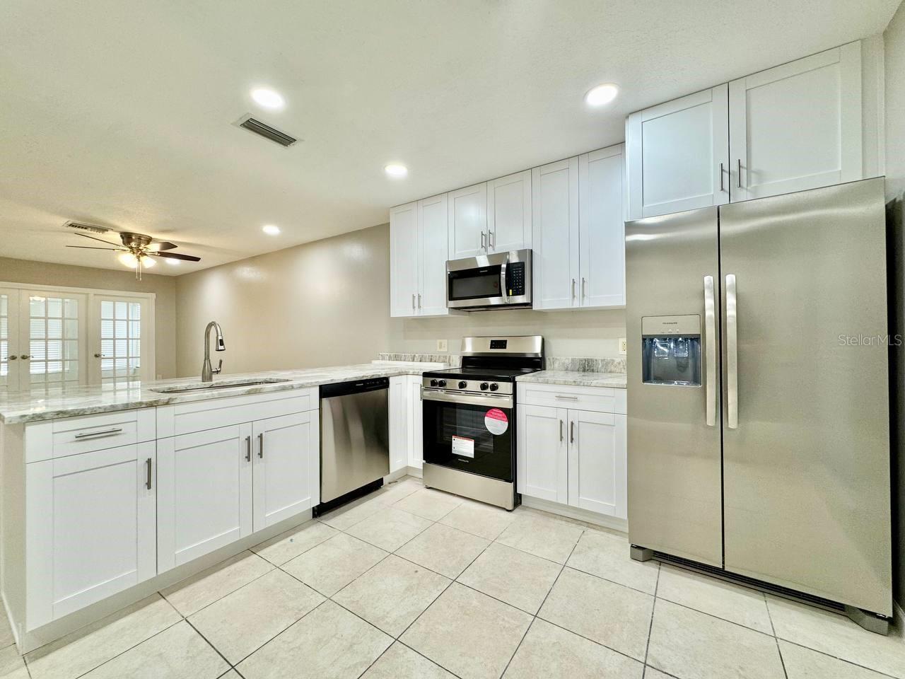 Image 5 of 24 For 2145 Corbin Place E