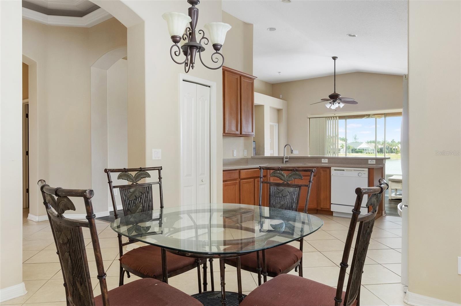 Image 10 of 45 For 416 Durham Shore Court