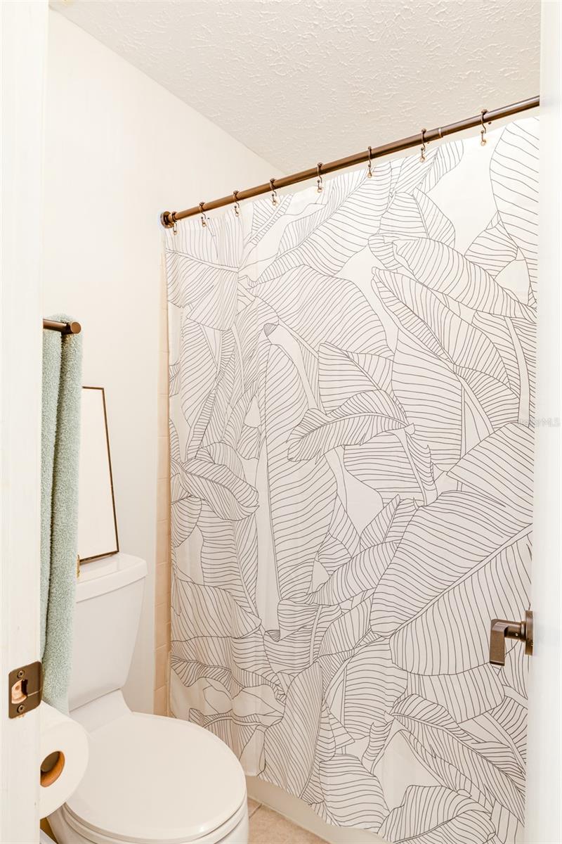 Image 22 of 25 For 6805 Gabrielle Street