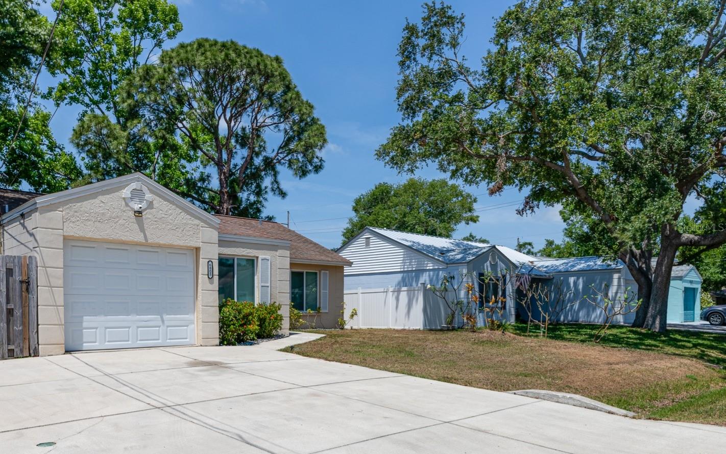 Image 3 of 25 For 6805 Gabrielle Street
