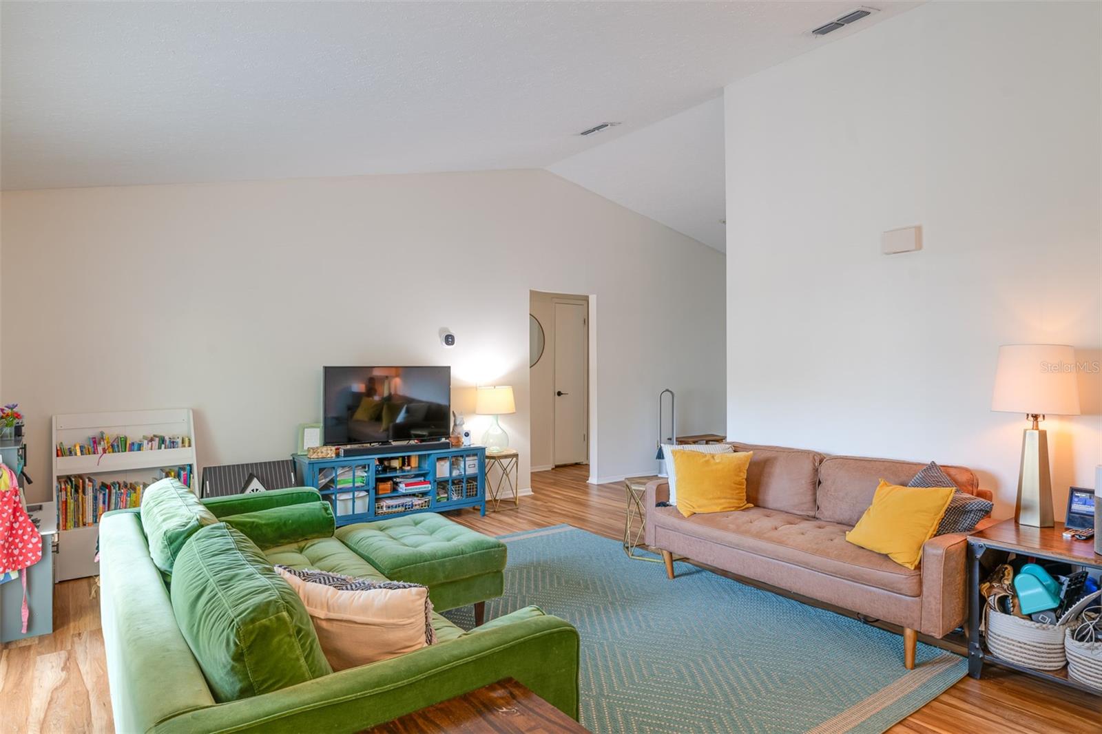 Image 6 of 25 For 6805 Gabrielle Street