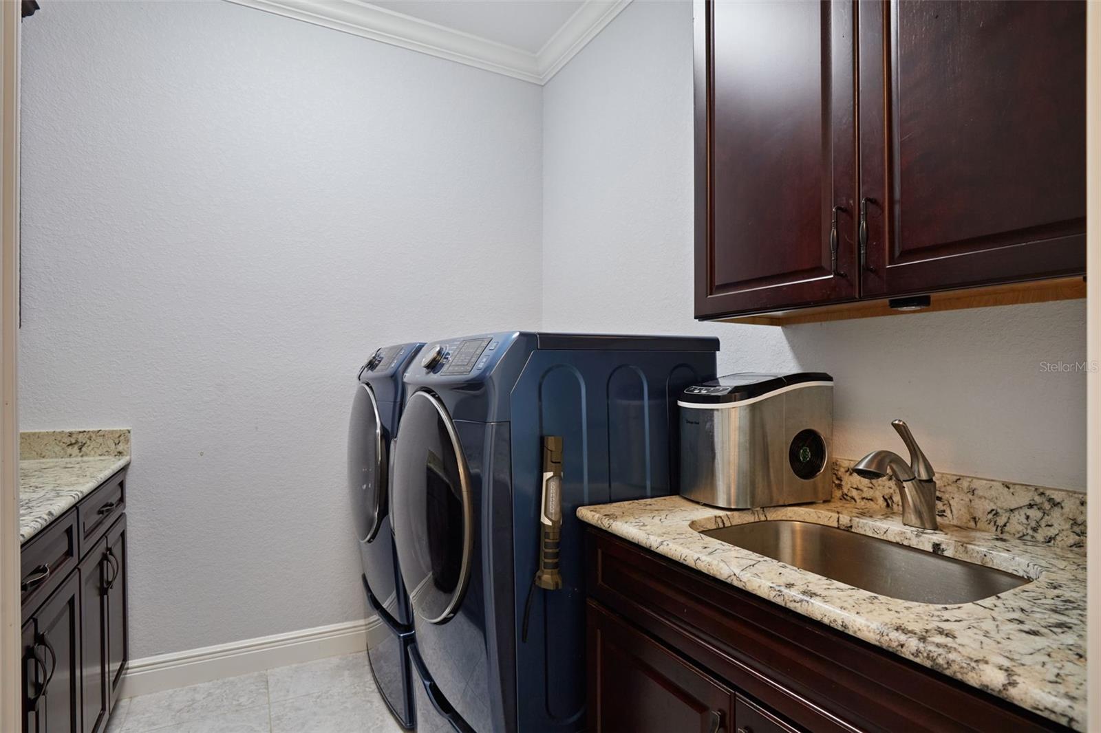 Image 20 of 29 For 13878 Allamanda Circle