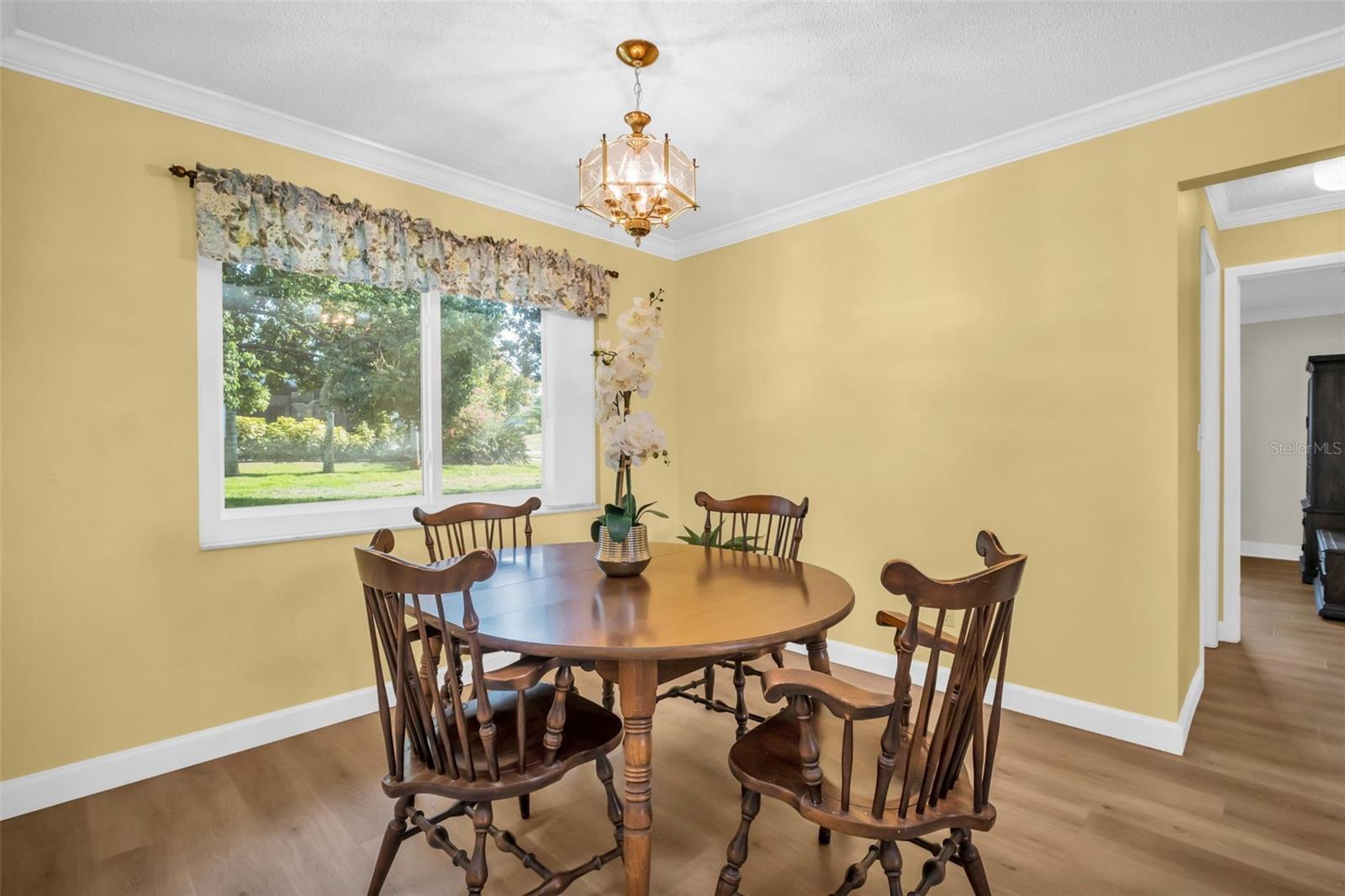 Image 10 of 47 For 2967 Macalpin Drive N