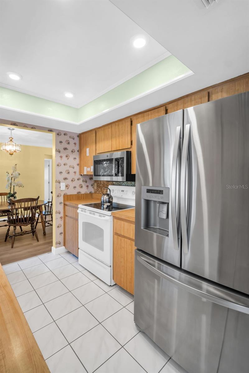 Image 20 of 47 For 2967 Macalpin Drive N