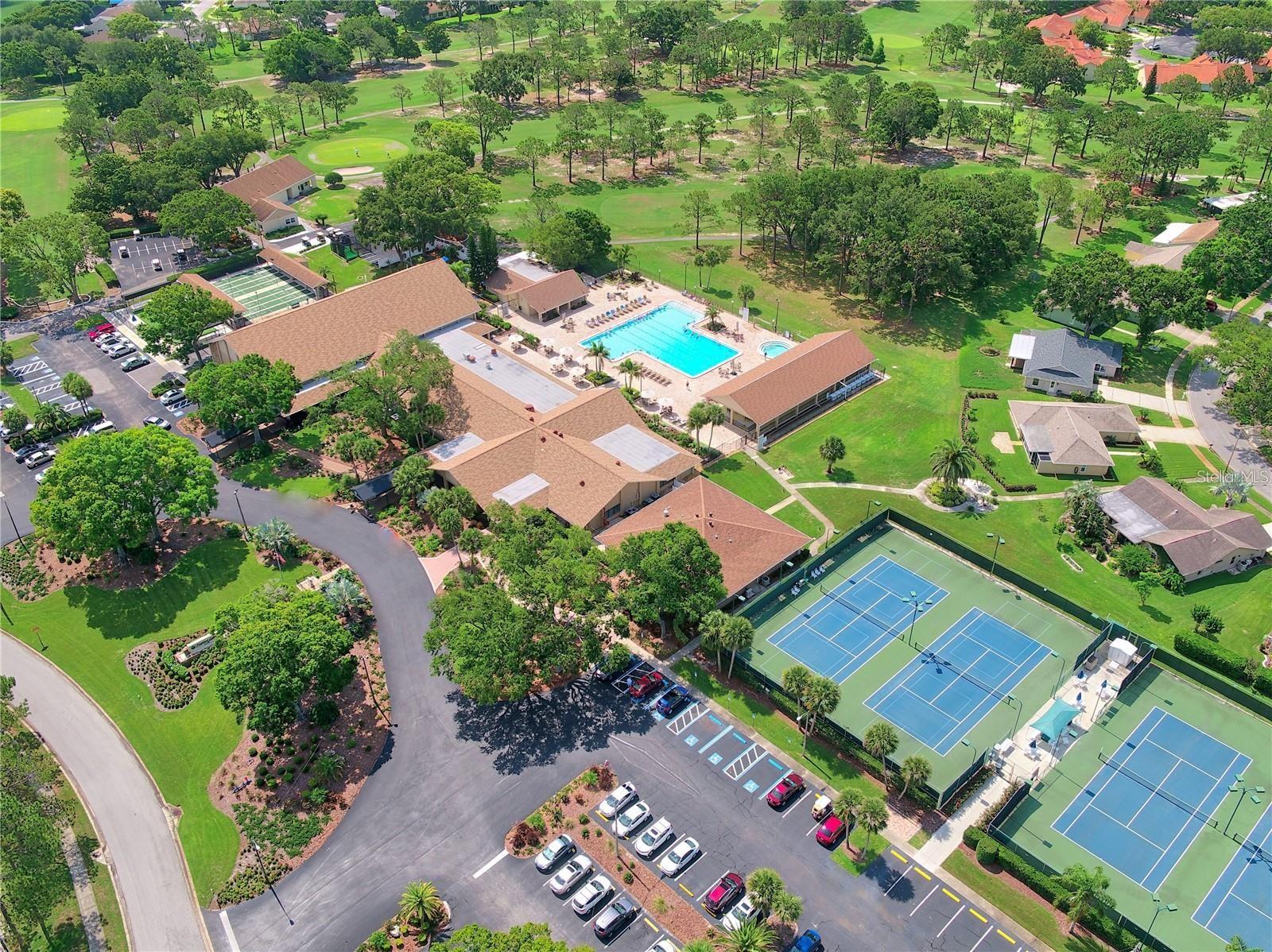 Image 31 of 47 For 2967 Macalpin Drive N