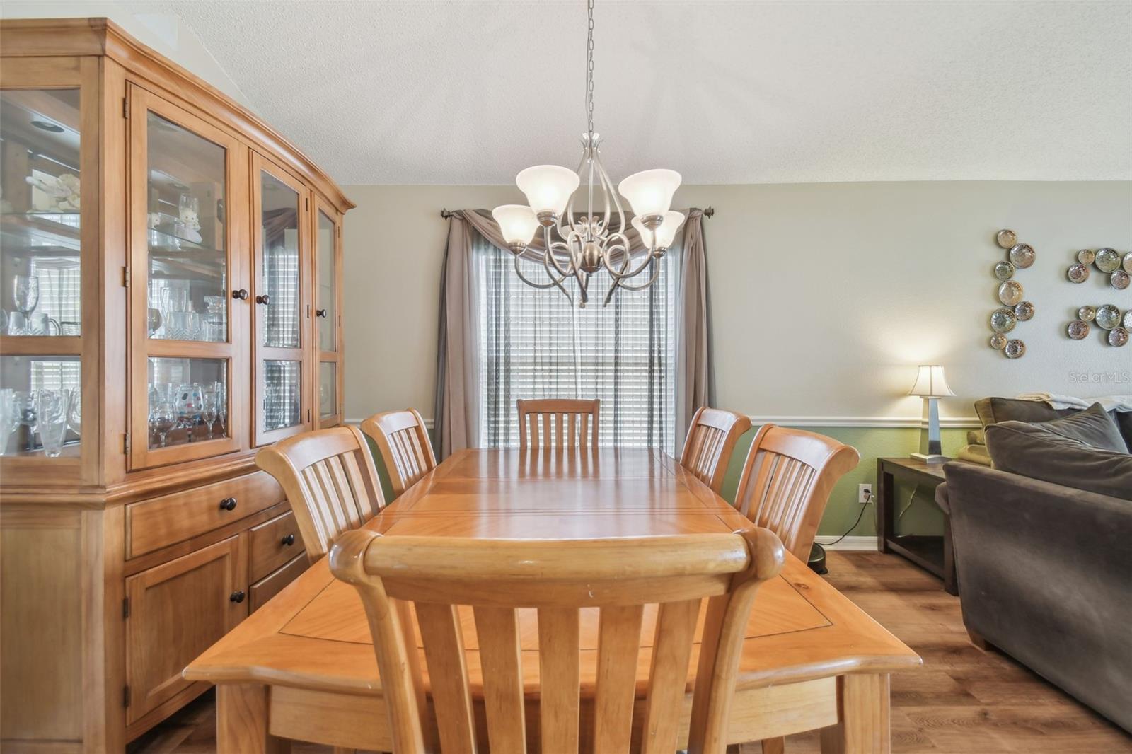 Image 12 of 95 For 12531 Midpointe Drive