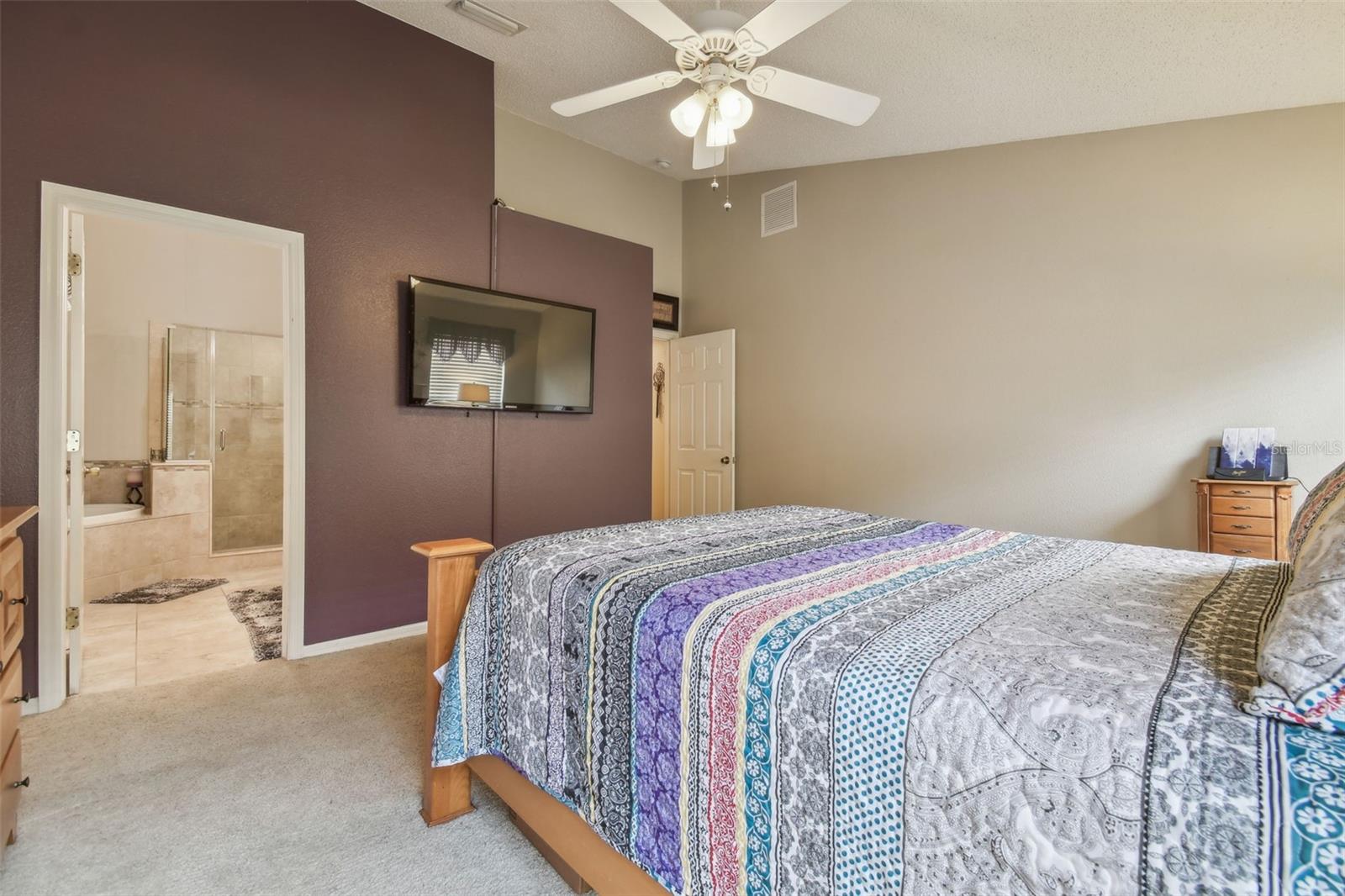 Image 17 of 95 For 12531 Midpointe Drive
