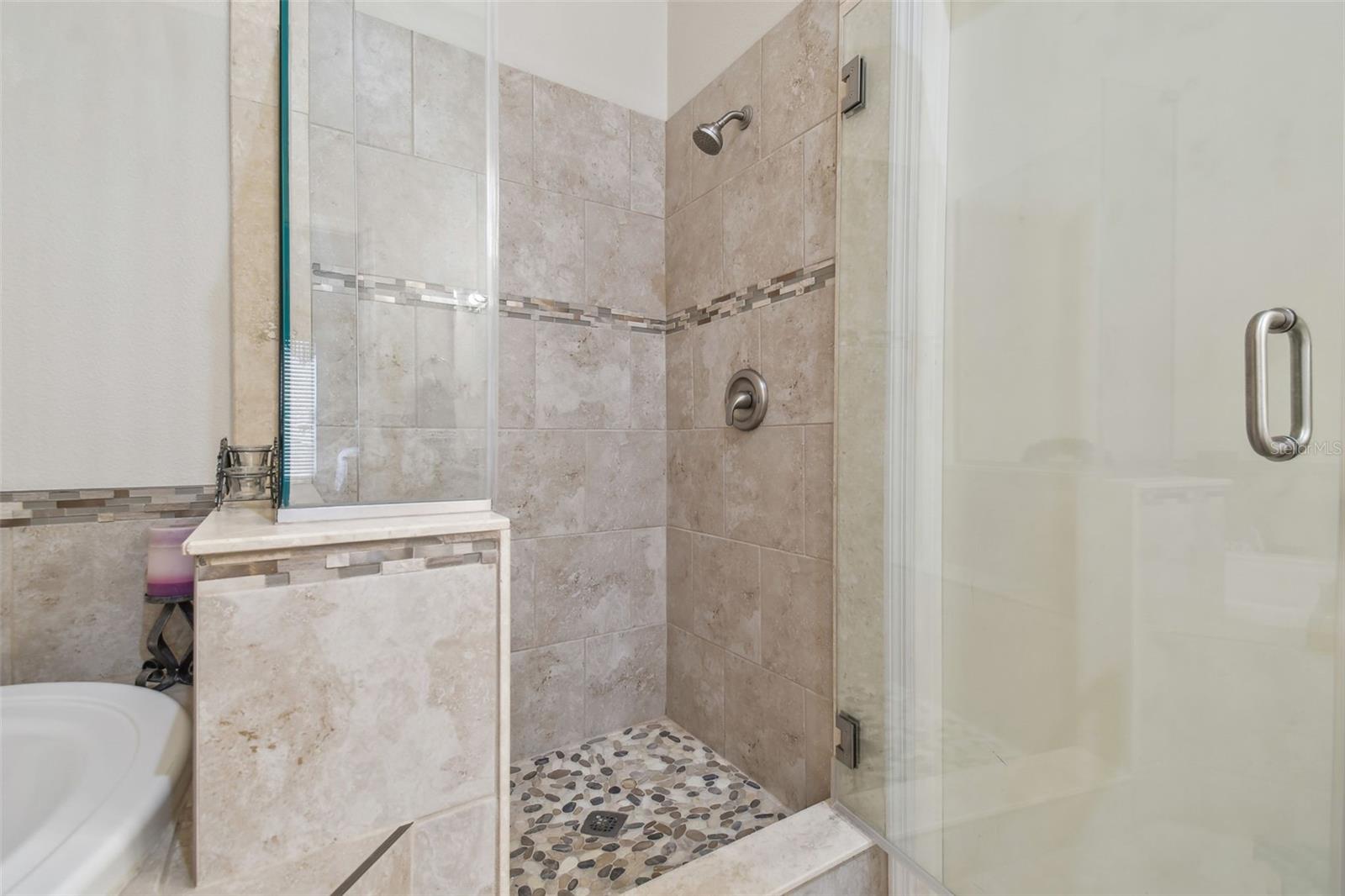 Image 21 of 95 For 12531 Midpointe Drive