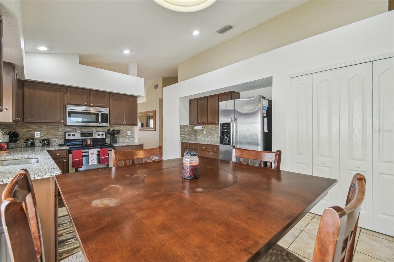 Image 29 of 95 For 12531 Midpointe Drive