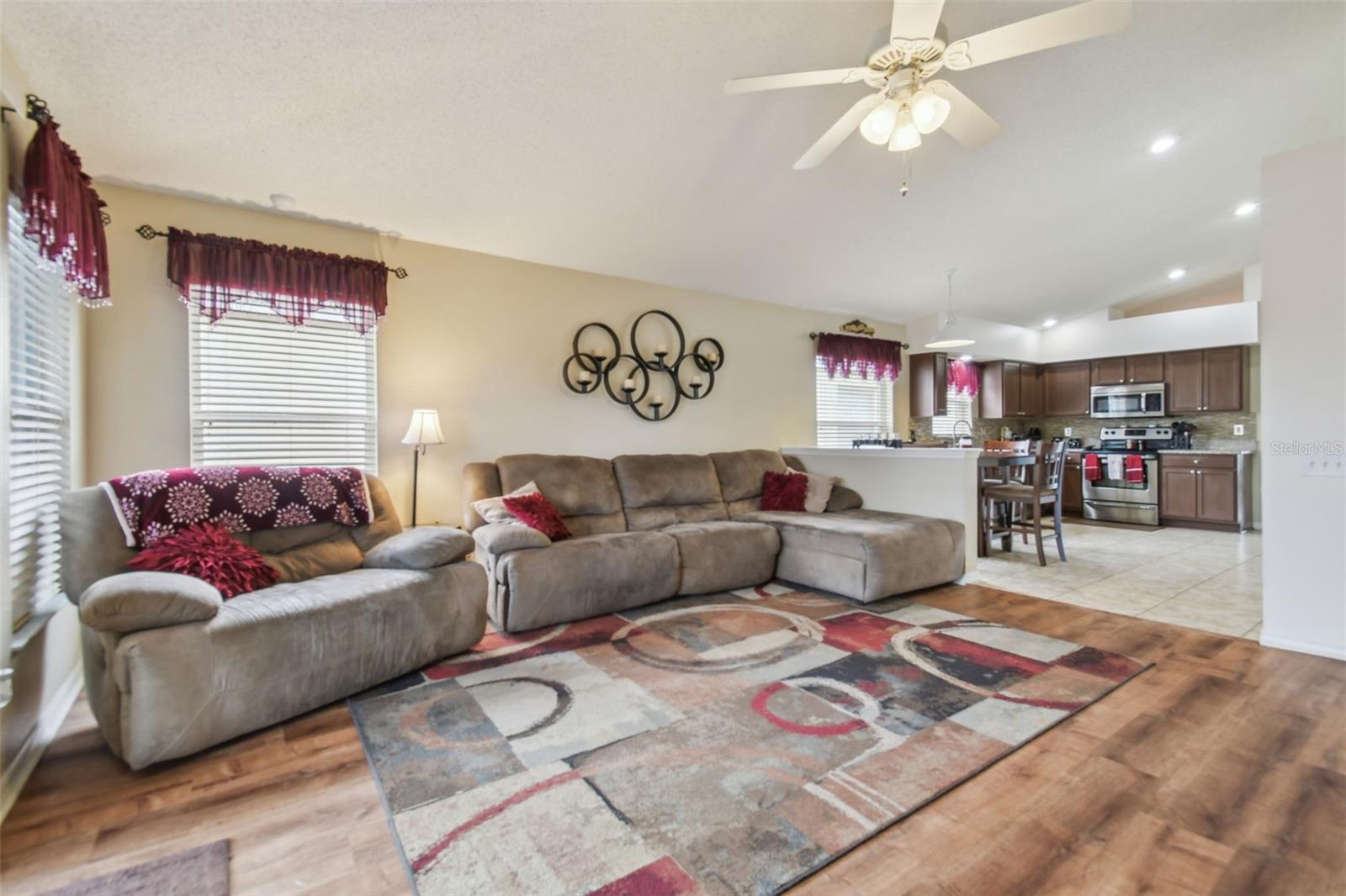 Image 32 of 95 For 12531 Midpointe Drive