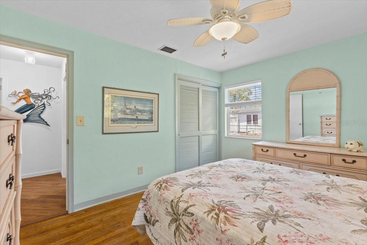 Image 36 of 61 For 3025 50th St S Street S