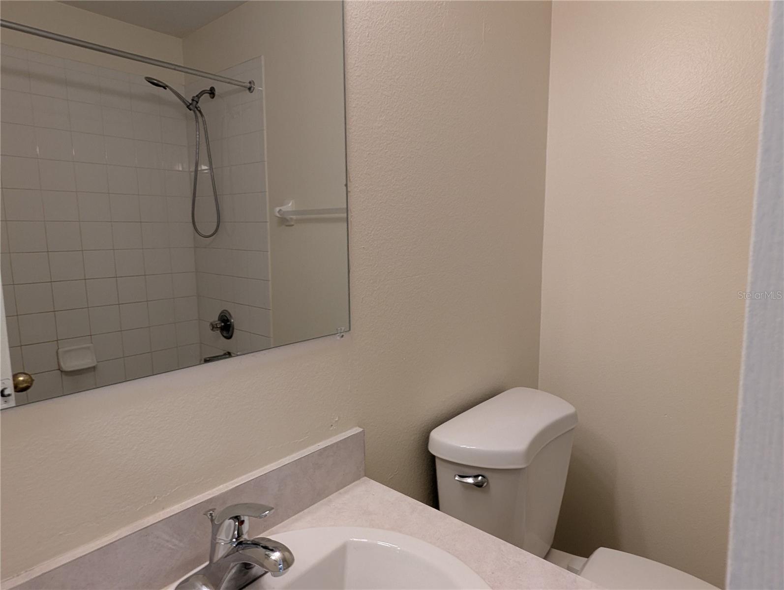 Image 17 of 31 For 2492 15th Avenue S