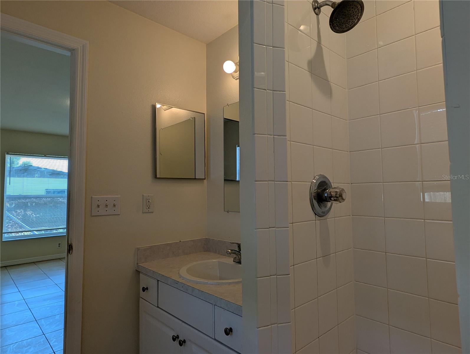 Image 31 of 31 For 2492 15th Avenue S
