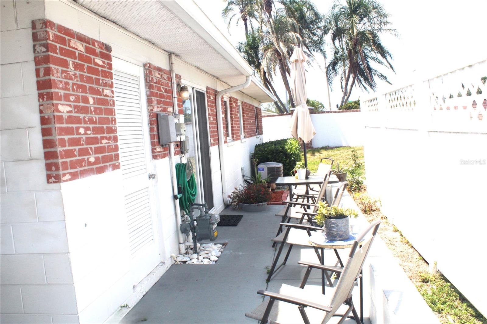Image 21 of 30 For 12400 Park Boulevard 111
