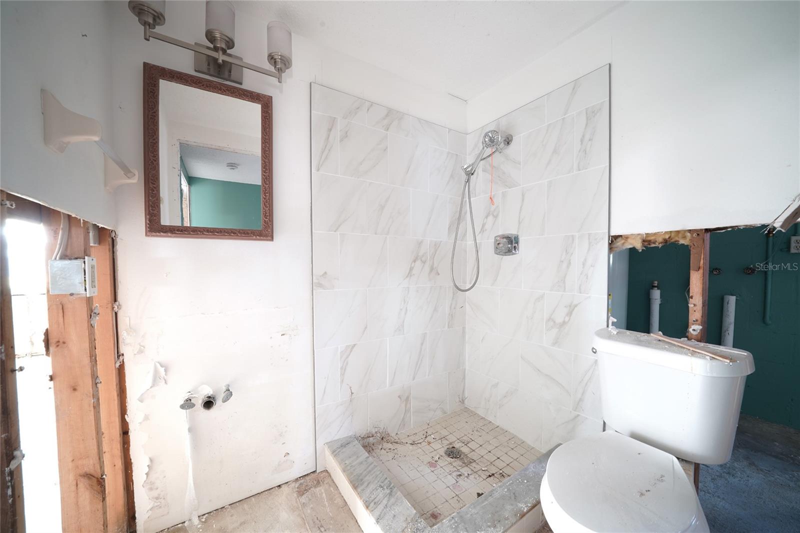 Image 10 of 17 For 13305 Sunfish Drive