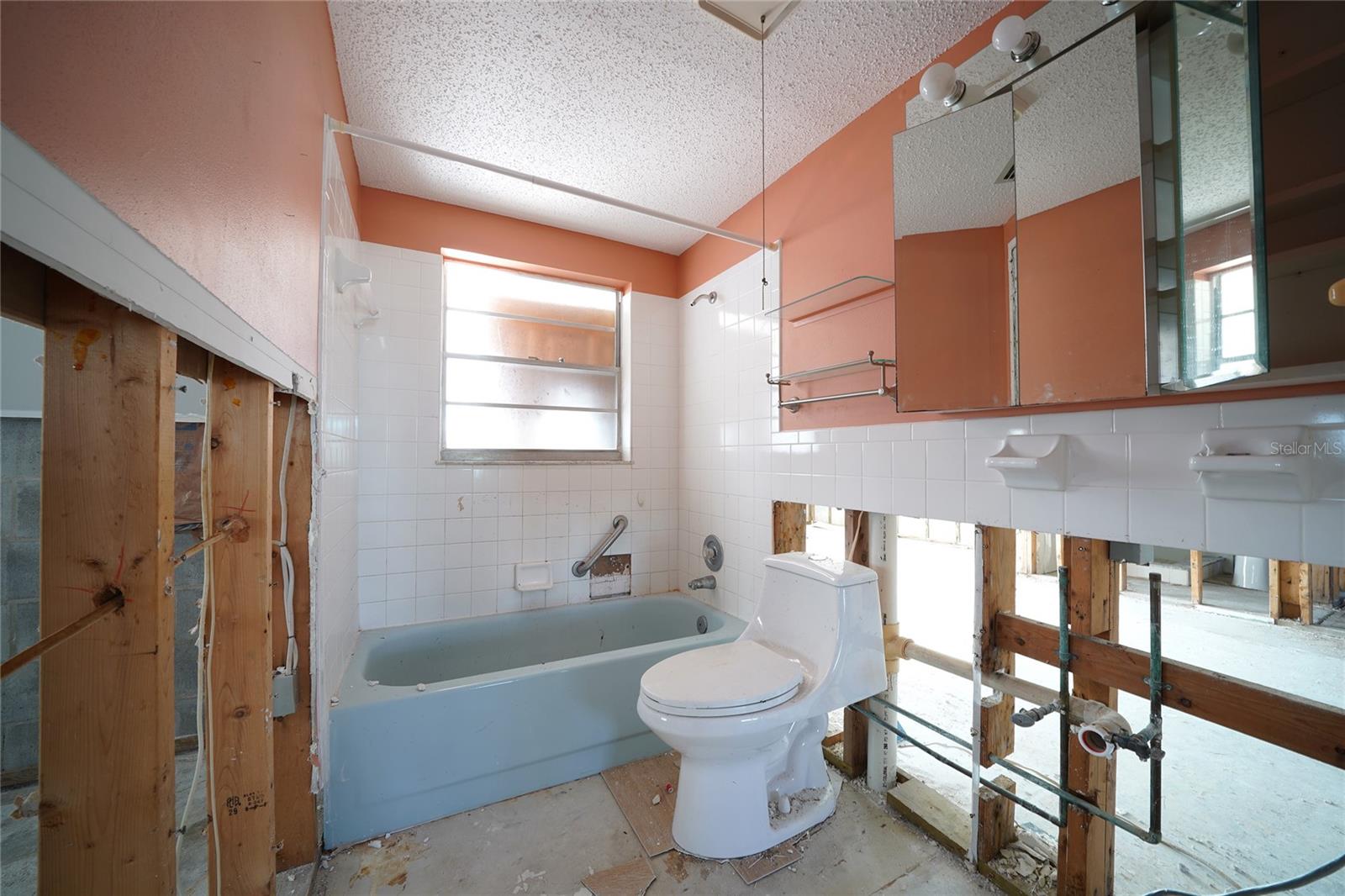 Image 9 of 17 For 13305 Sunfish Drive
