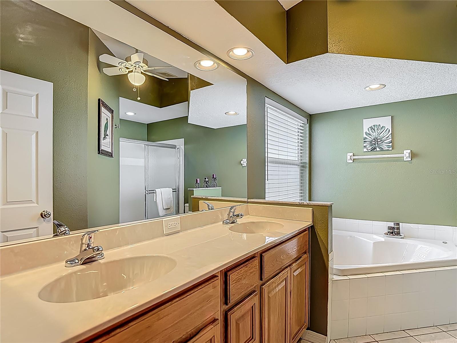 Image 26 of 41 For 5143 New Brittany Lane