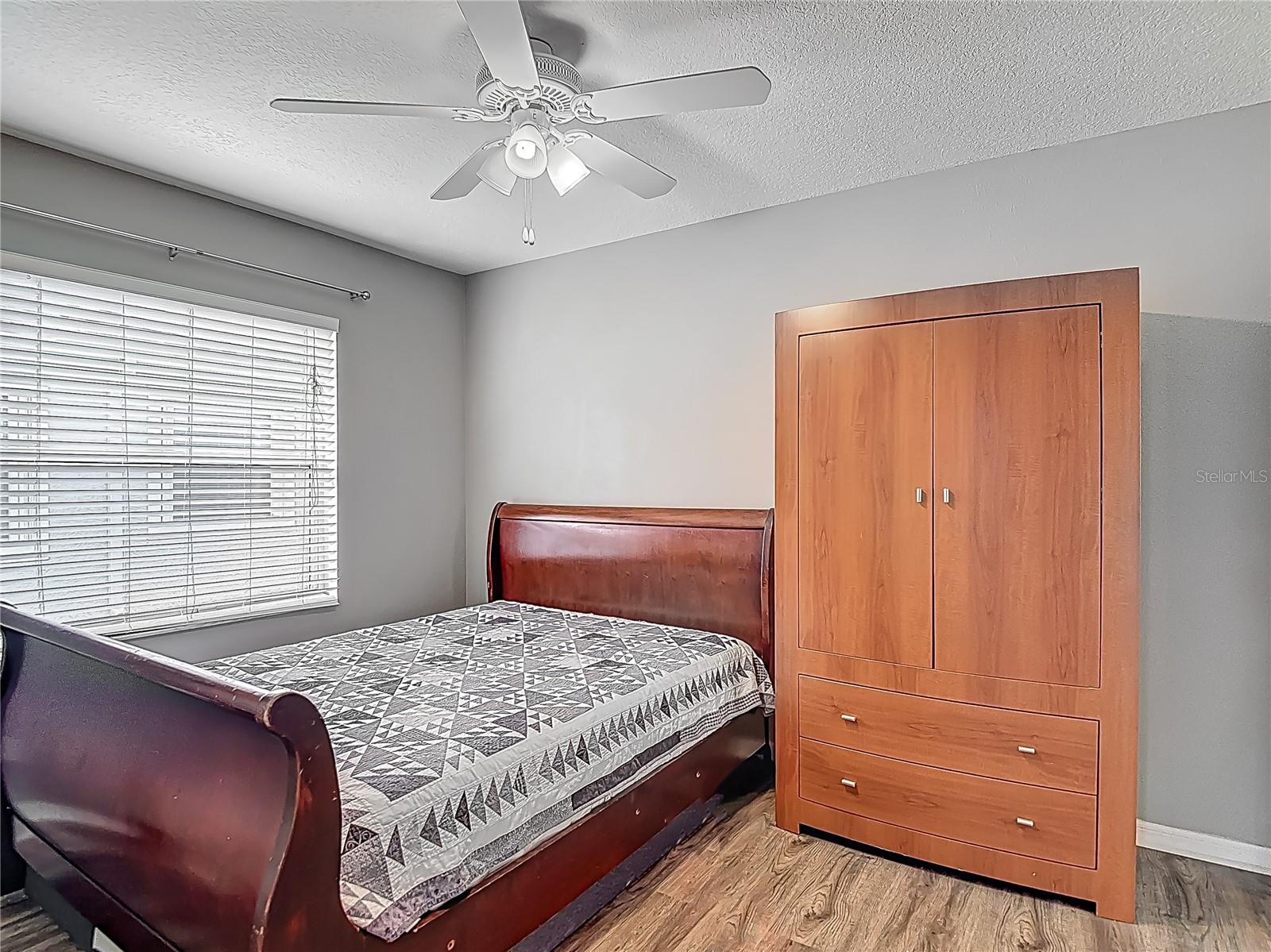 Image 32 of 41 For 5143 New Brittany Lane