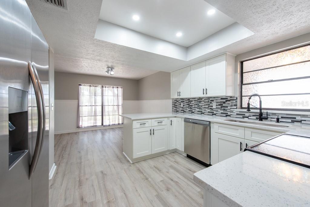 Image 12 of 48 For 2336 Windsor Oaks Avenue